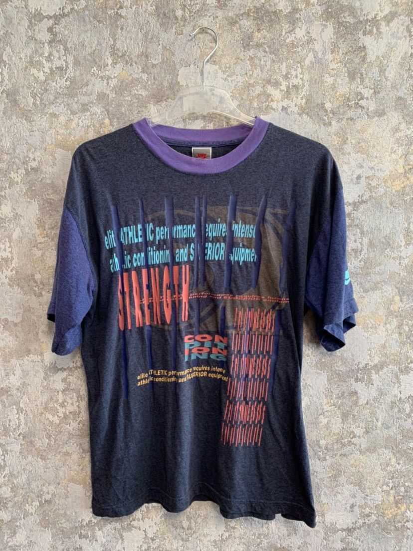 Other Nike Vintage Tee Overprint Size L Size US L / EU 52-54 / 3 - 1 Thumbnail