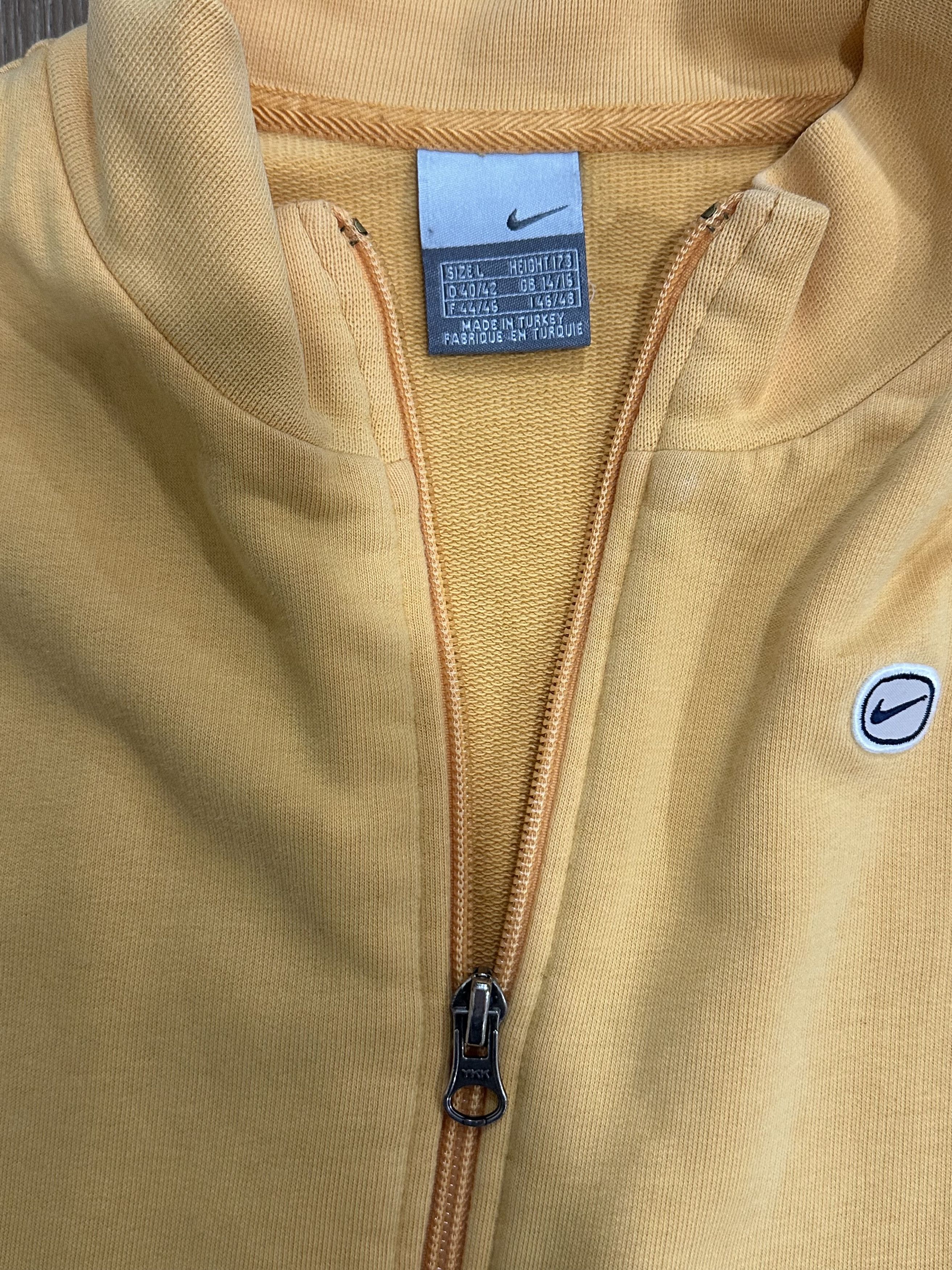 Nike × Vintage Vintage Nike Track Zip Up Size US L / EU 52-54 / 3 - 2 Thumbnail