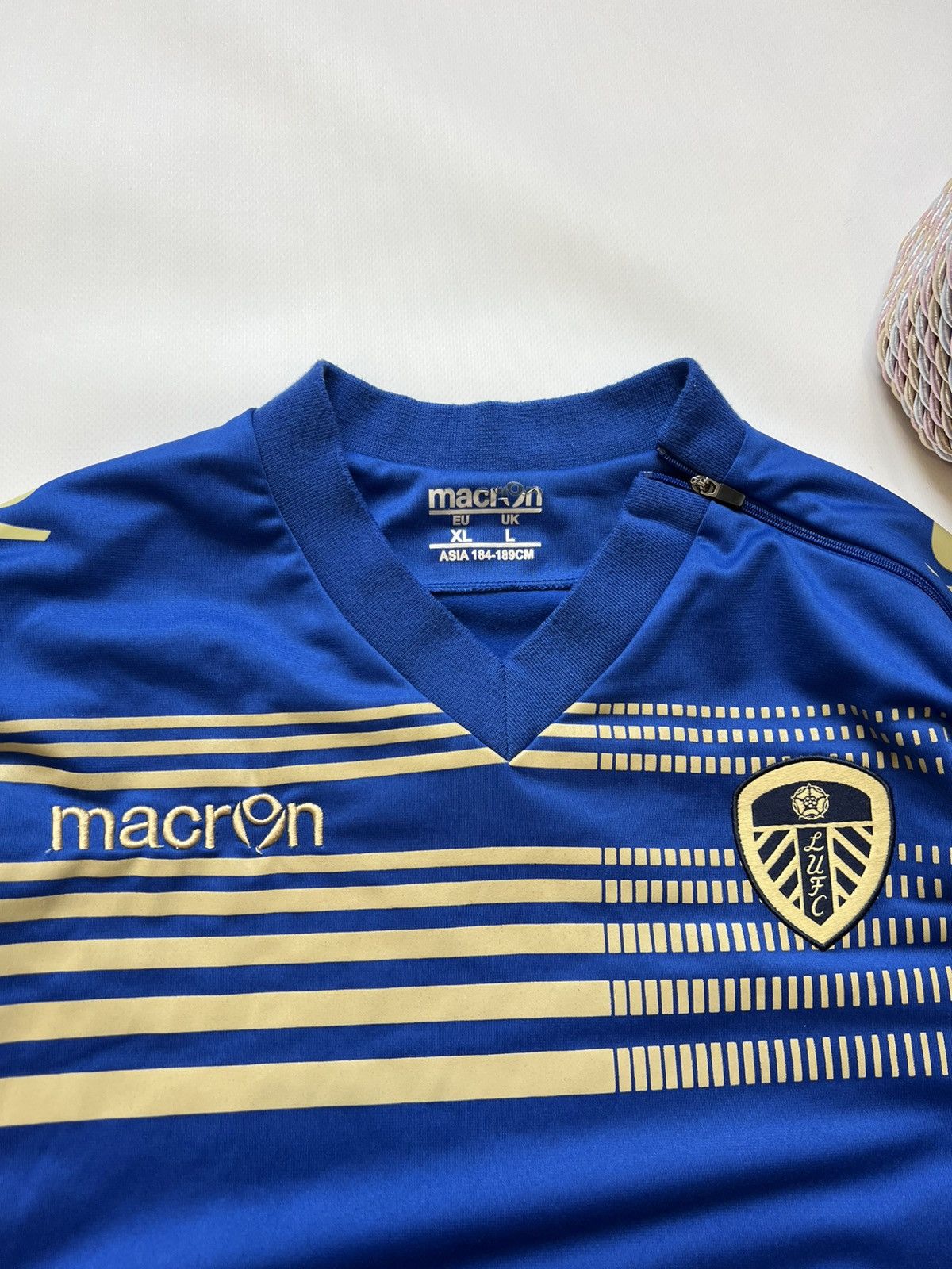 Macron Vintage Leeds United Macron Blue Sweatshirt Size US XL / EU 56 / 4 - 3 Thumbnail