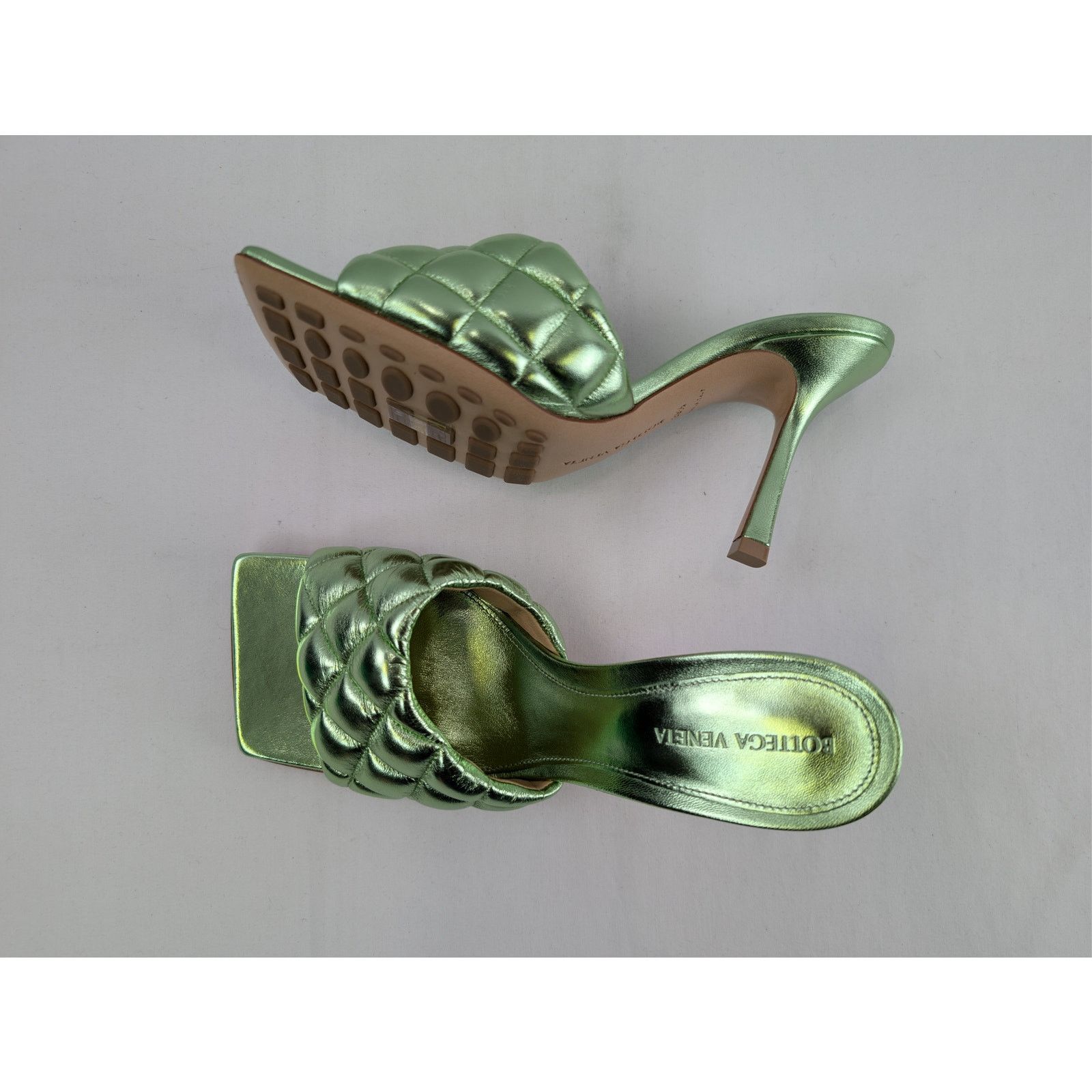 Bottega Veneta o1rshd1 Reflection Matelasse Padded Sandal in Pistachio Size US 9.5 / IT 39.5 - 1 Thumbnail