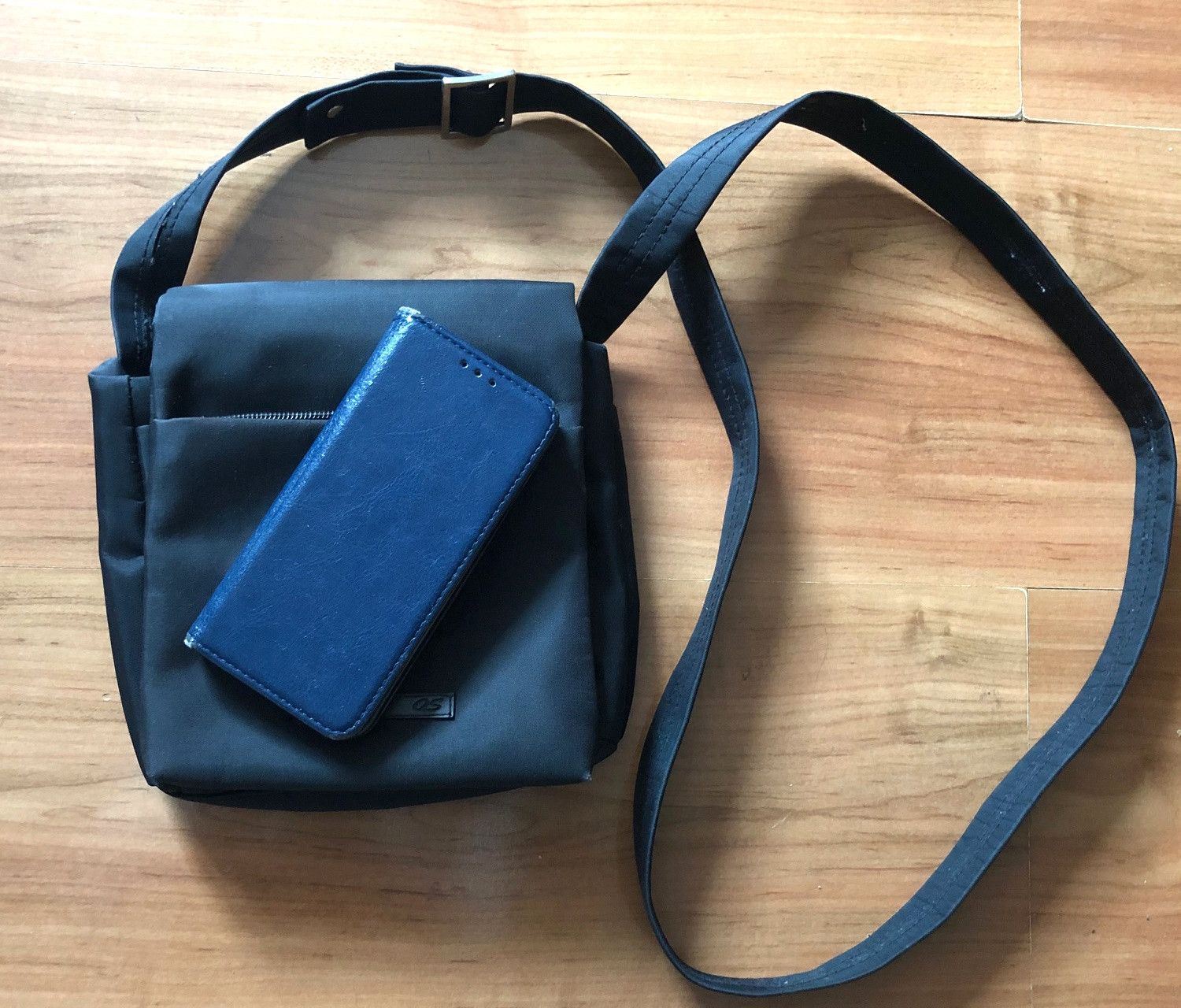 Other Small black shoulder bag for a phone QS Size ONE SIZE - 1 Thumbnail