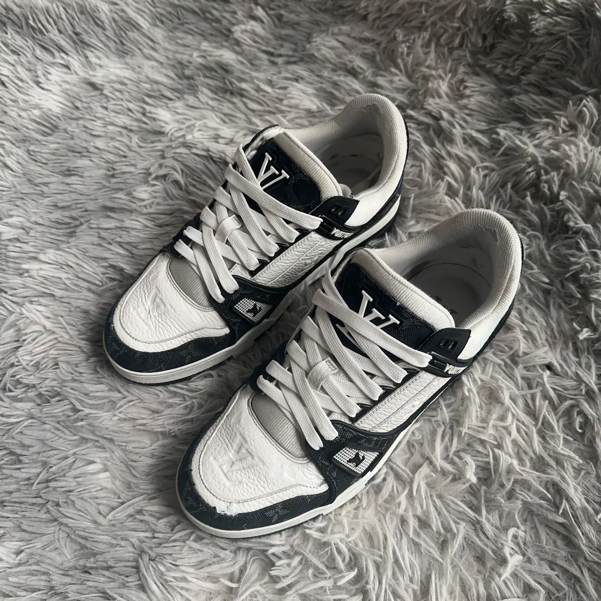 Louis Vuitton Louis Vuitton Training Denim Black Lowtop Sneakers 39 Women Size US 8.5 / IT 38.5 - 1 Thumbnail
