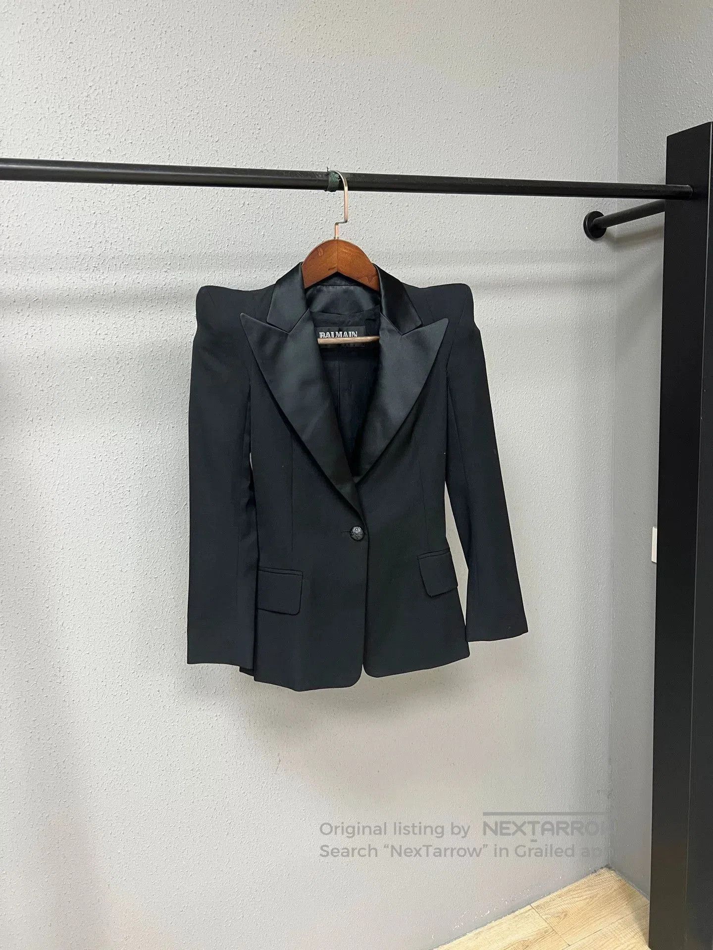 Balmain Balmain Shoulder Pad Blazer Size 36. Size S / US 4 / IT 40 - 1 Thumbnail