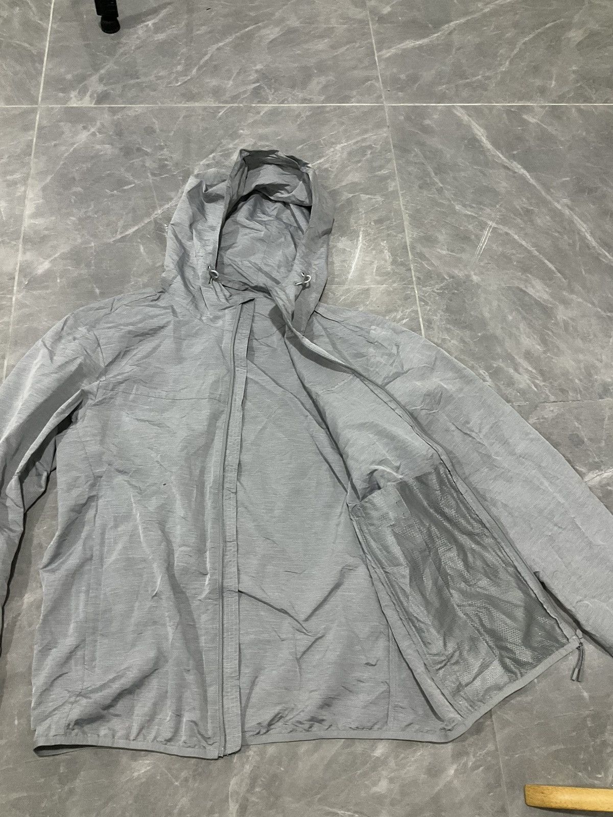 Uniqlo Uniqlo Light Jacket Jogging Color Grey Medium Size US M / EU 48-50 / 2 - 4 Thumbnail