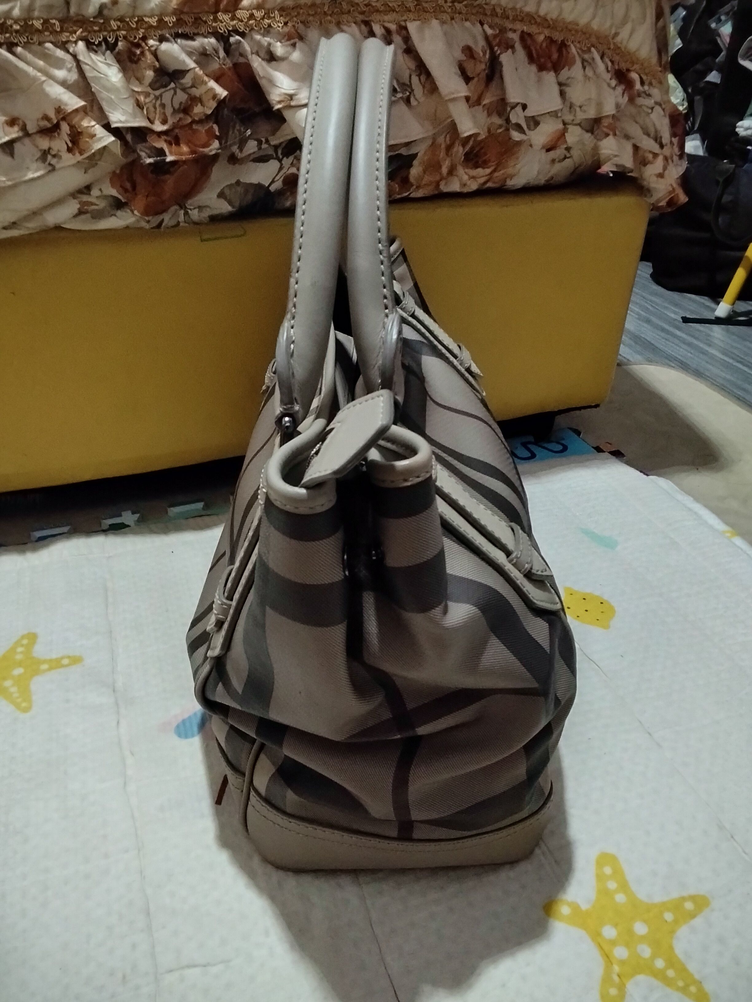 Burberry Burberry handbag Size ONE SIZE - 2 Thumbnail