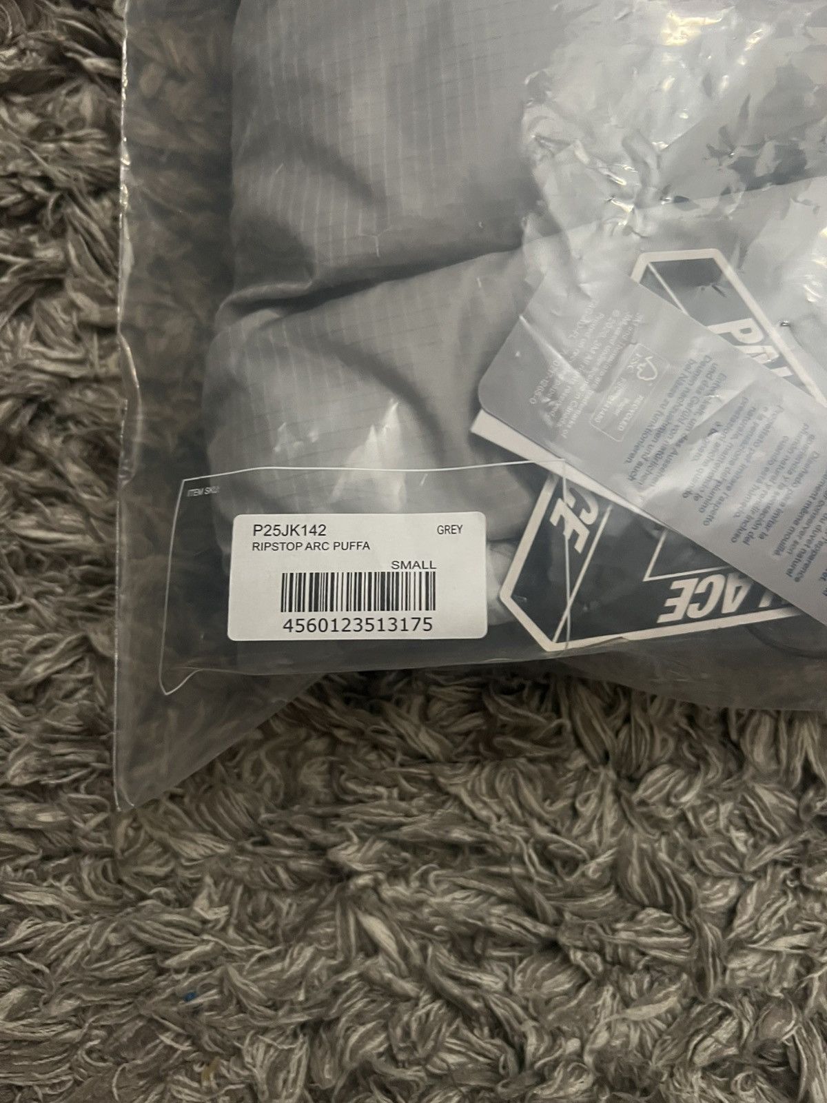Palace Palace Ripstop Arc Puffa - grey Size US S / EU 44-46 / 1 - 9 Thumbnail