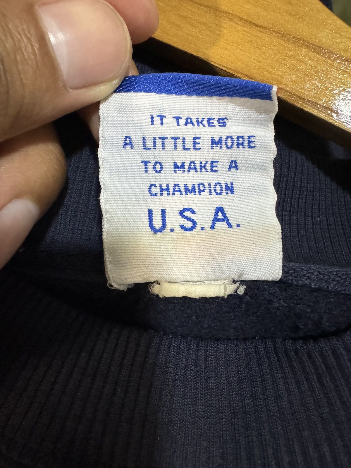 Champion × Vintage Vintage Champion Small Logo Sweatshirt Size US XL / EU 56 / 4 - 7 Thumbnail