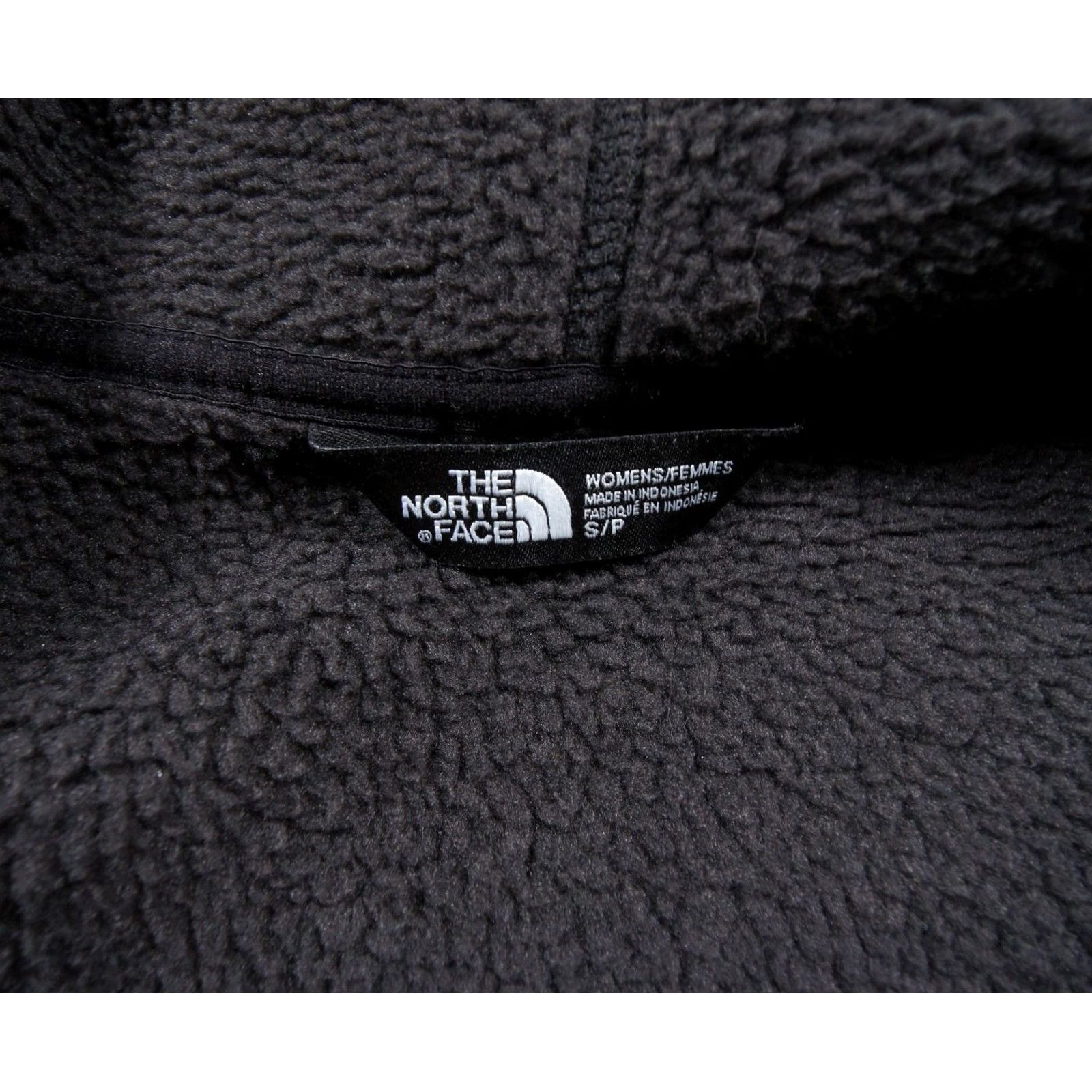 The North Face The North Face Jacket Womens Small Black Fleece Outdoor Hiking Ladies Full Zip Logo Embroidered Slim? Regular? (avoid extra) Size S / US 4 / IT 40 - 7 Thumbnail
