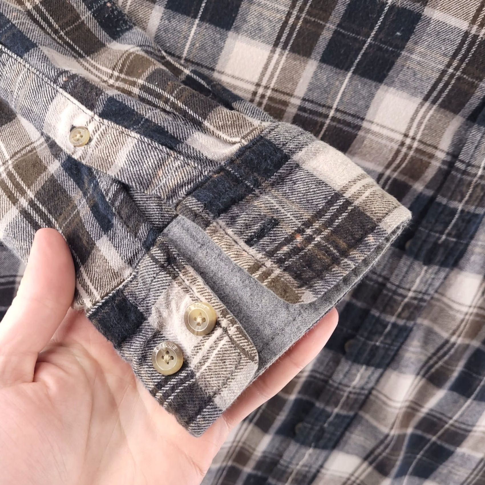 Eddie Bauer Eddie Bauer Shirt Mens XL Brown Plaid Flannel Long Sleeve Button-Up Size US XL / EU 56 / 4 - 5 Thumbnail
