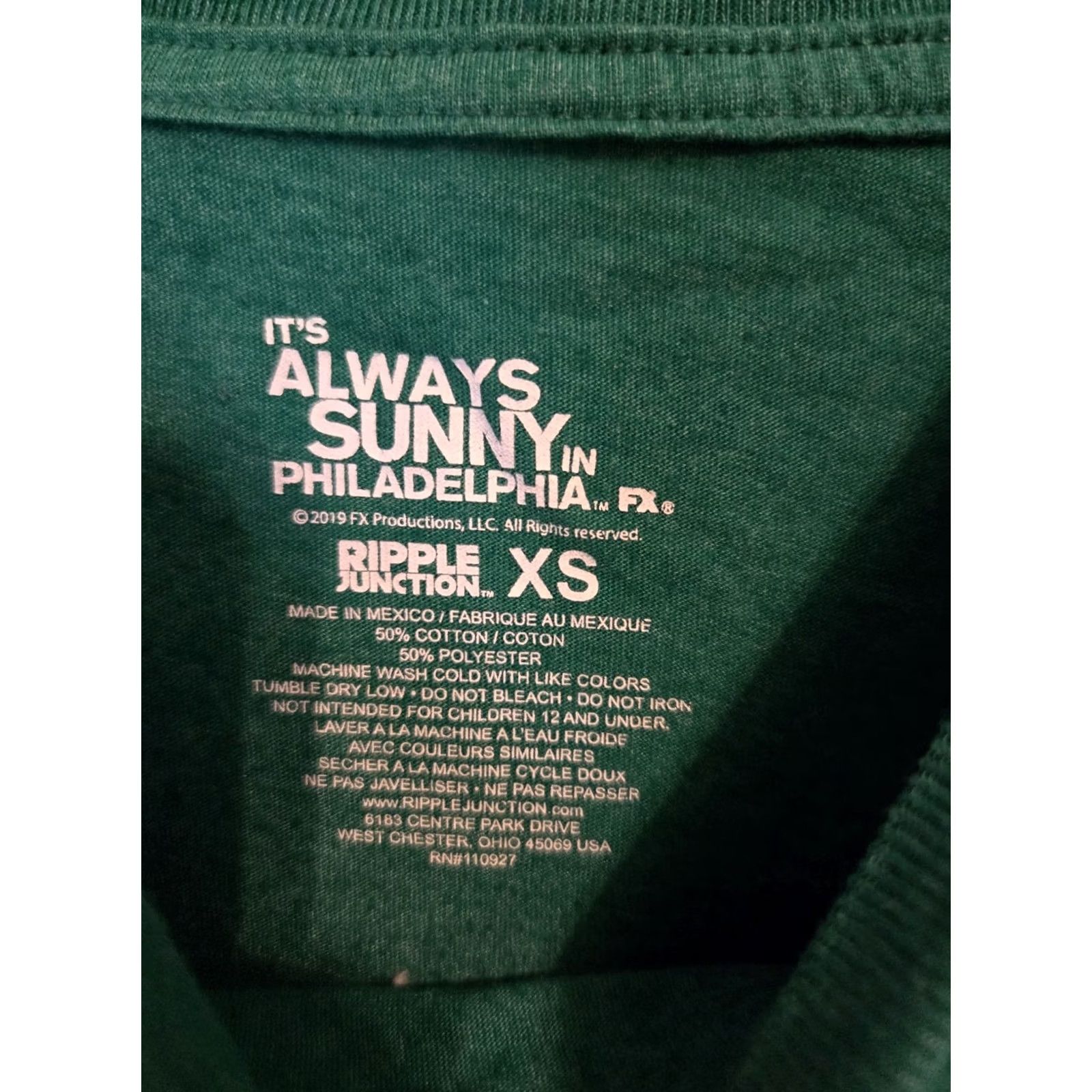 Ripple Junction Ripple Junction It's Always Sunny In Philadelphia Paddy's Irish Pub Green T Shirt Sz XS Mens Size US XS / EU 42 / 0 - 2 Thumbnail