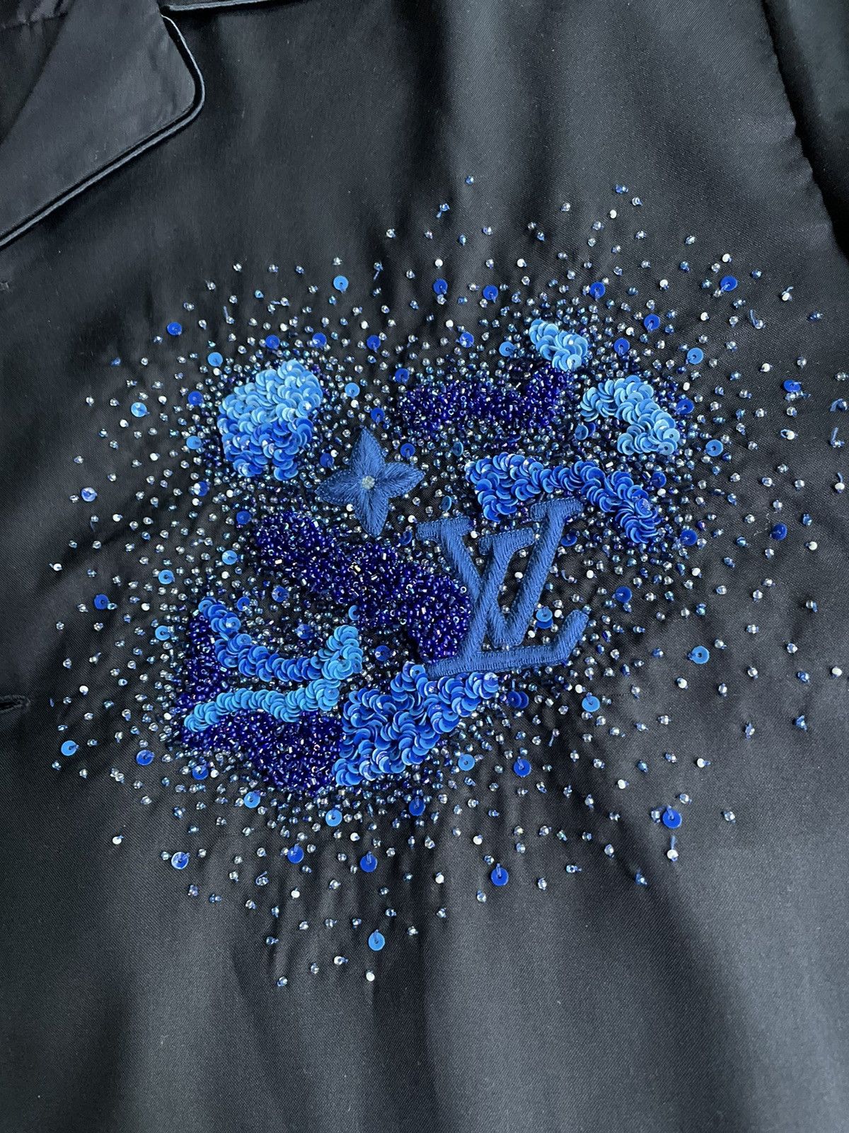 Louis Vuitton Louis Vuitton Beaded Watercolor Silk Shirt Size US M / EU 48-50 / 2 - 2 Thumbnail