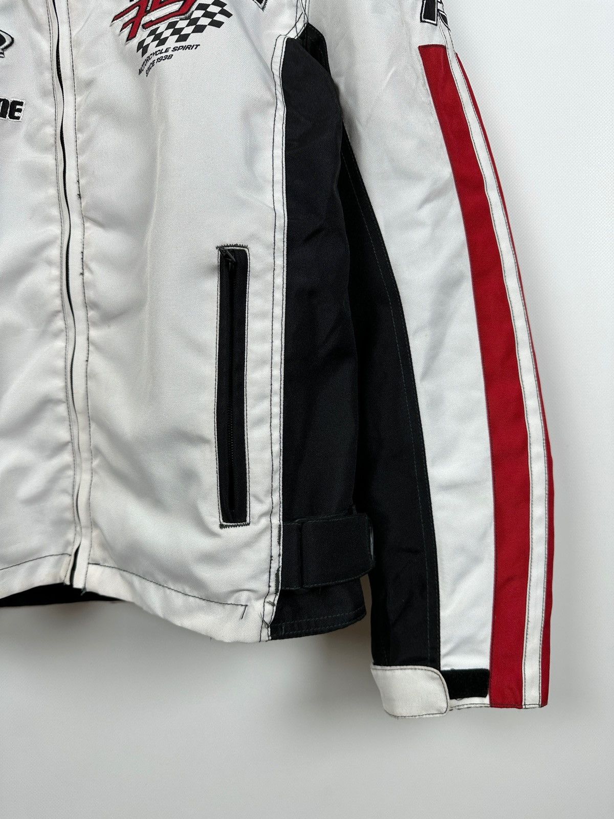 Vintage Vintage Bridgestone Louis 75 Motorcycle Racing Jacket Size US L / EU 52-54 / 3 - 14 Thumbnail