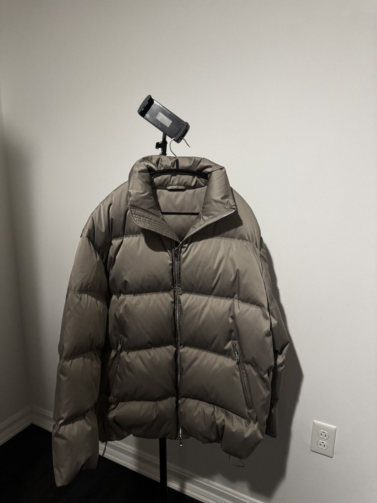 Filippa K Taupe Abisko Down Jacket Size US L / EU 52-54 / 3 - 4 Thumbnail