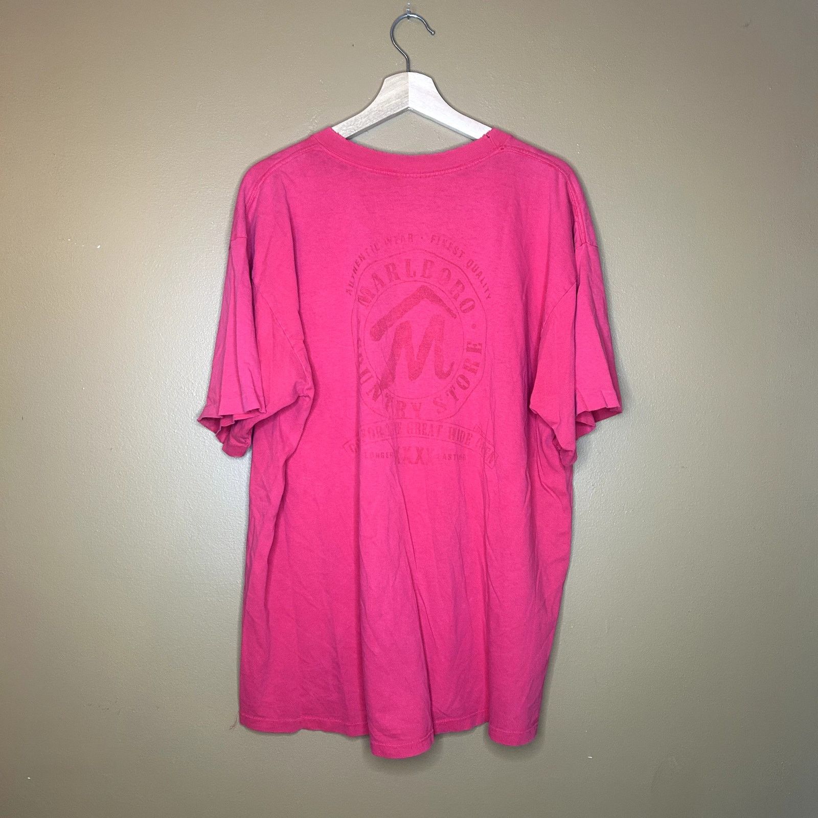Marlboro × Vintage Vintage 90s Red Marlboro Pocket T-Shirt With Distressing Size US L / EU 52-54 / 3 - 5 Thumbnail