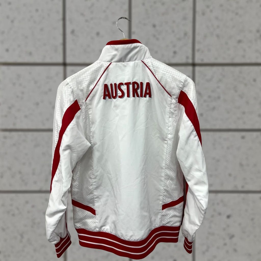 Erima ERIMA Austria Olympic Team Track Jacket Women M White 100% Polyester Zip Long Sleeve Activewear Shirt Womens Jacket Size M / US 6-8 / IT 42-44 - 1 Thumbnail