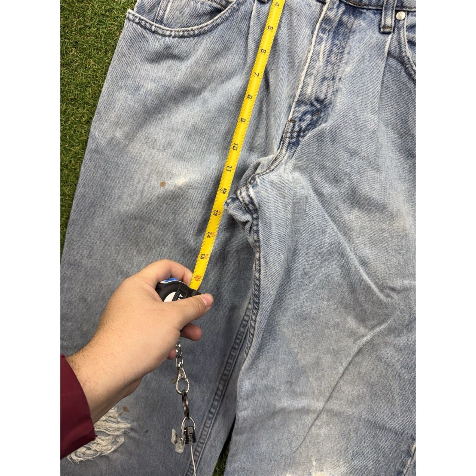 Levi's VINTAGE Levi's SilverTab Baggy Jeans Mens 30x32 Light Wash Denim 90s Relaxed Baggy Straight 5-Pocket Blue Cotton Jeans Mens Levi's Silvertab 90s Theme Size US 30 / EU 46 - 3 Thumbnail