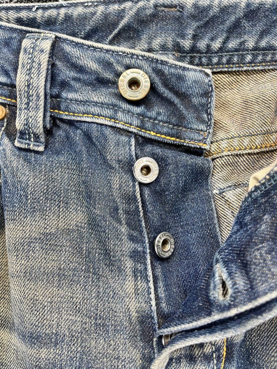Diesel Vintage 90s Diesel Rare Punk Jeans Denim Pants Size US 29 - 7 Thumbnail