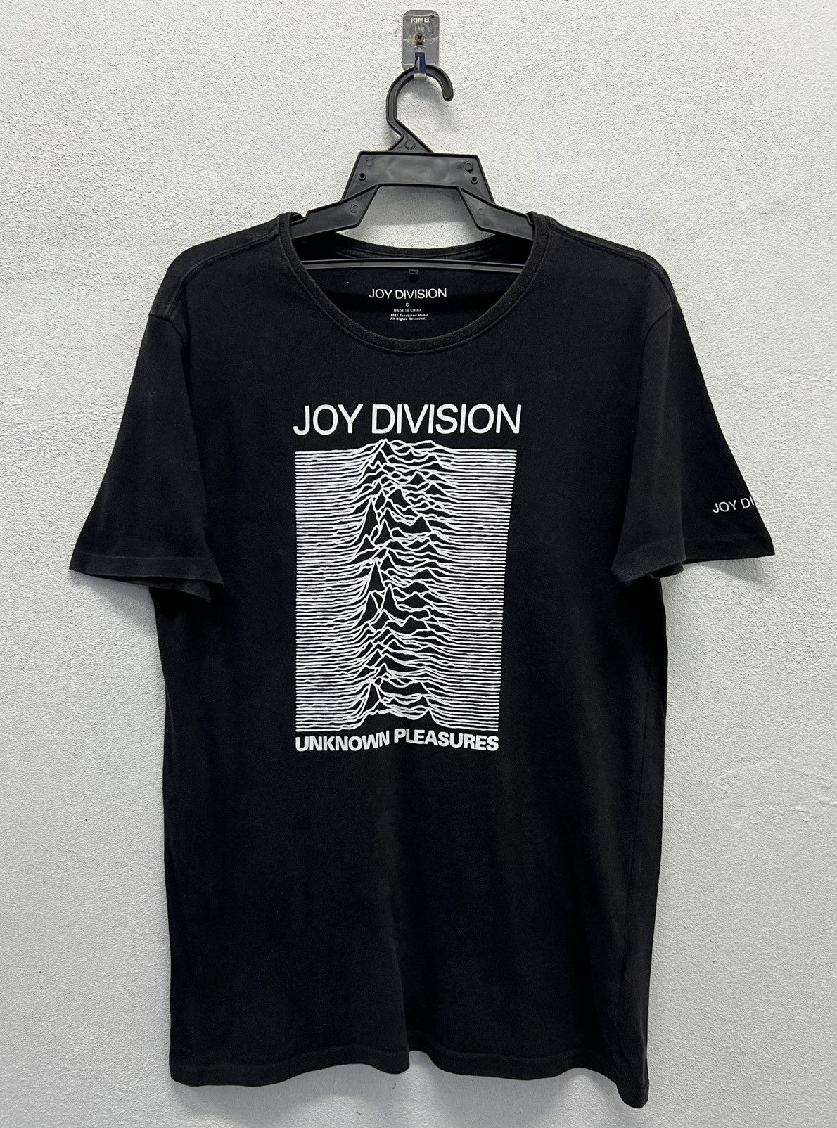 Band Tees × Joy Division ROCK BAND JOY DIVISION UNKNOWN PLEASURES SHIRT Size US S / EU 44-46 / 1 - 1 Thumbnail
