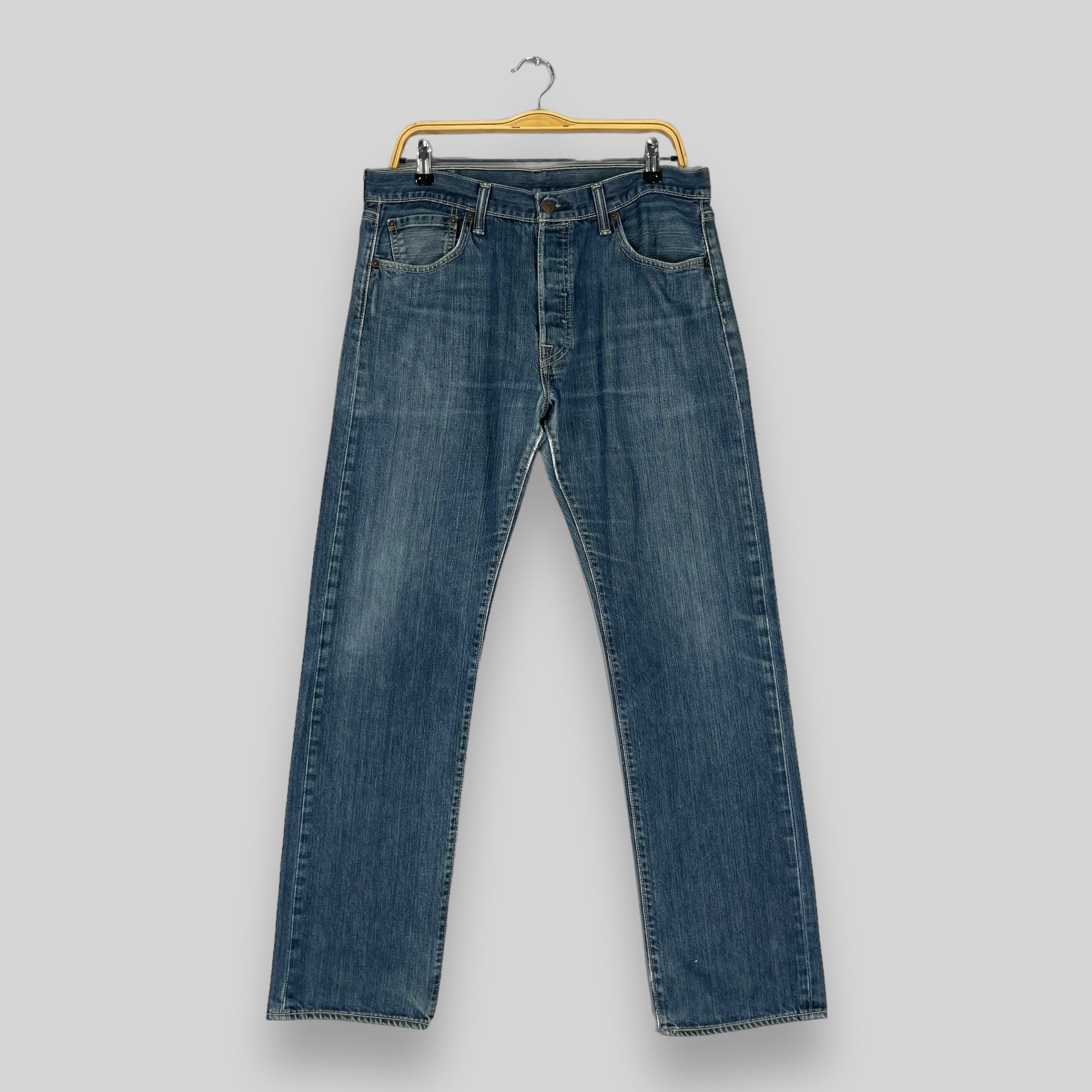 Levi's × Vintage W33 L30 Vintage Levis 501 Medium Wash Distressed Jeans Size US 33 - 1 Thumbnail