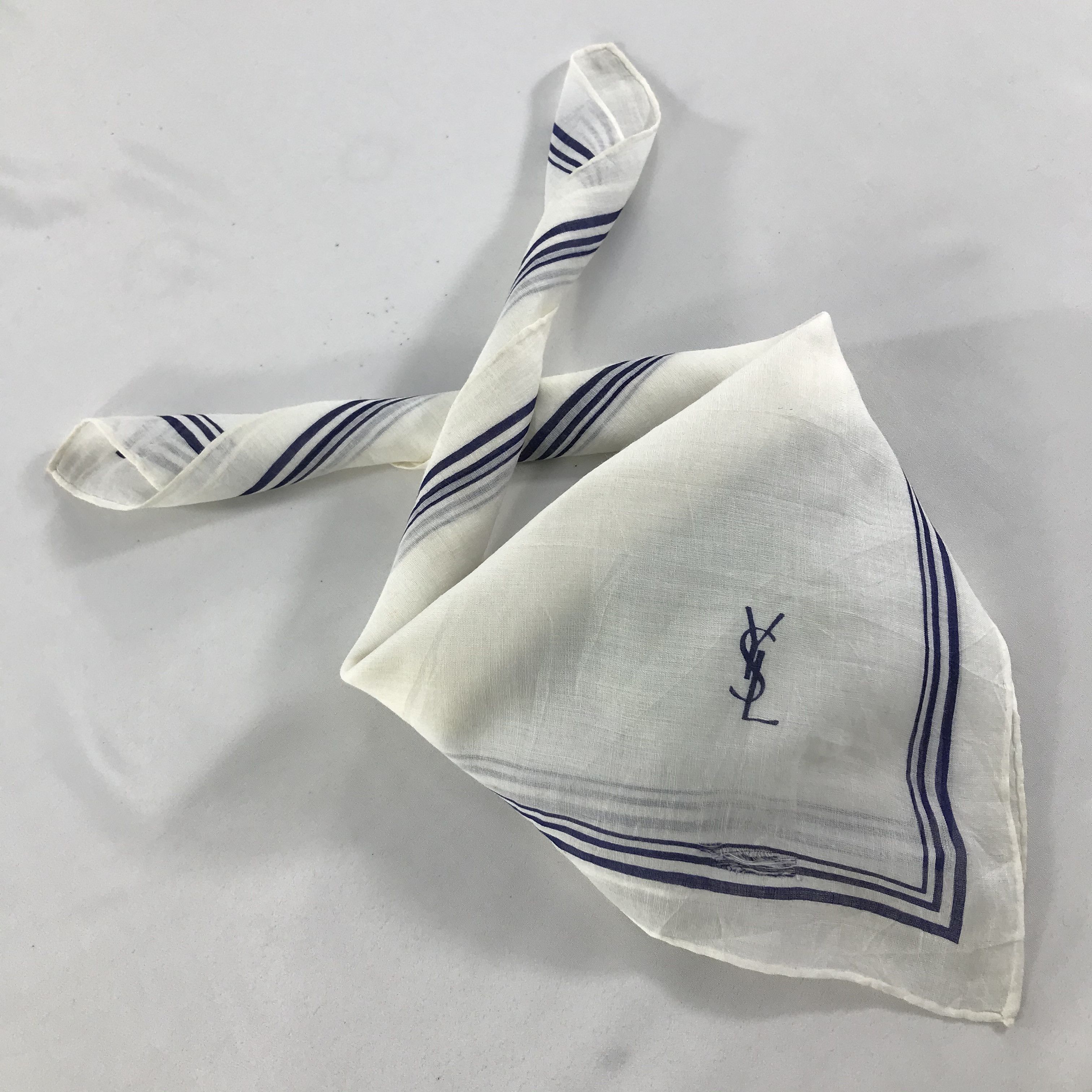 Vintage × Yves Saint Laurent Yves Saint Laurent Bandana / Handkerchief/Neckerchief -S1220 Size ONE SIZE - 4 Thumbnail