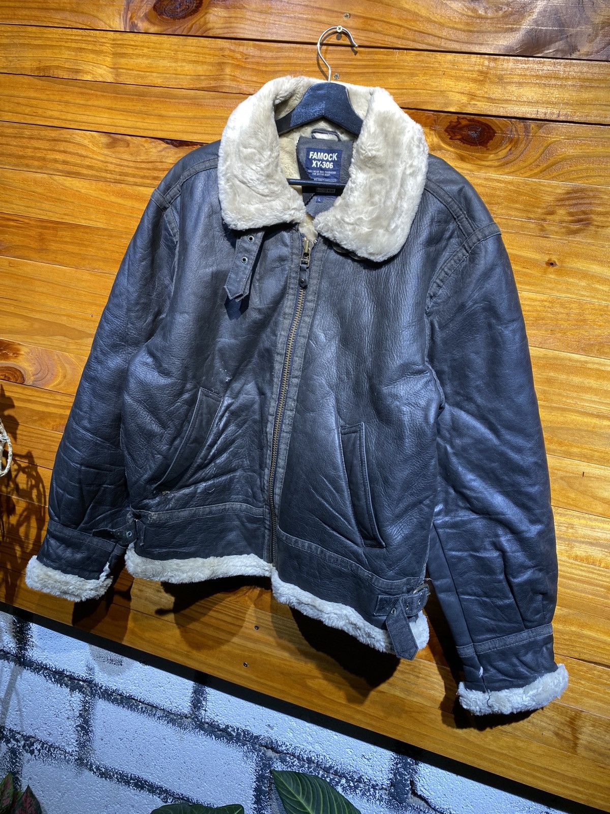 Vintage Vintage Famock XY-306 Black Shearling Aviator Jacket Size US L / EU 52-54 / 3 - 2 Thumbnail