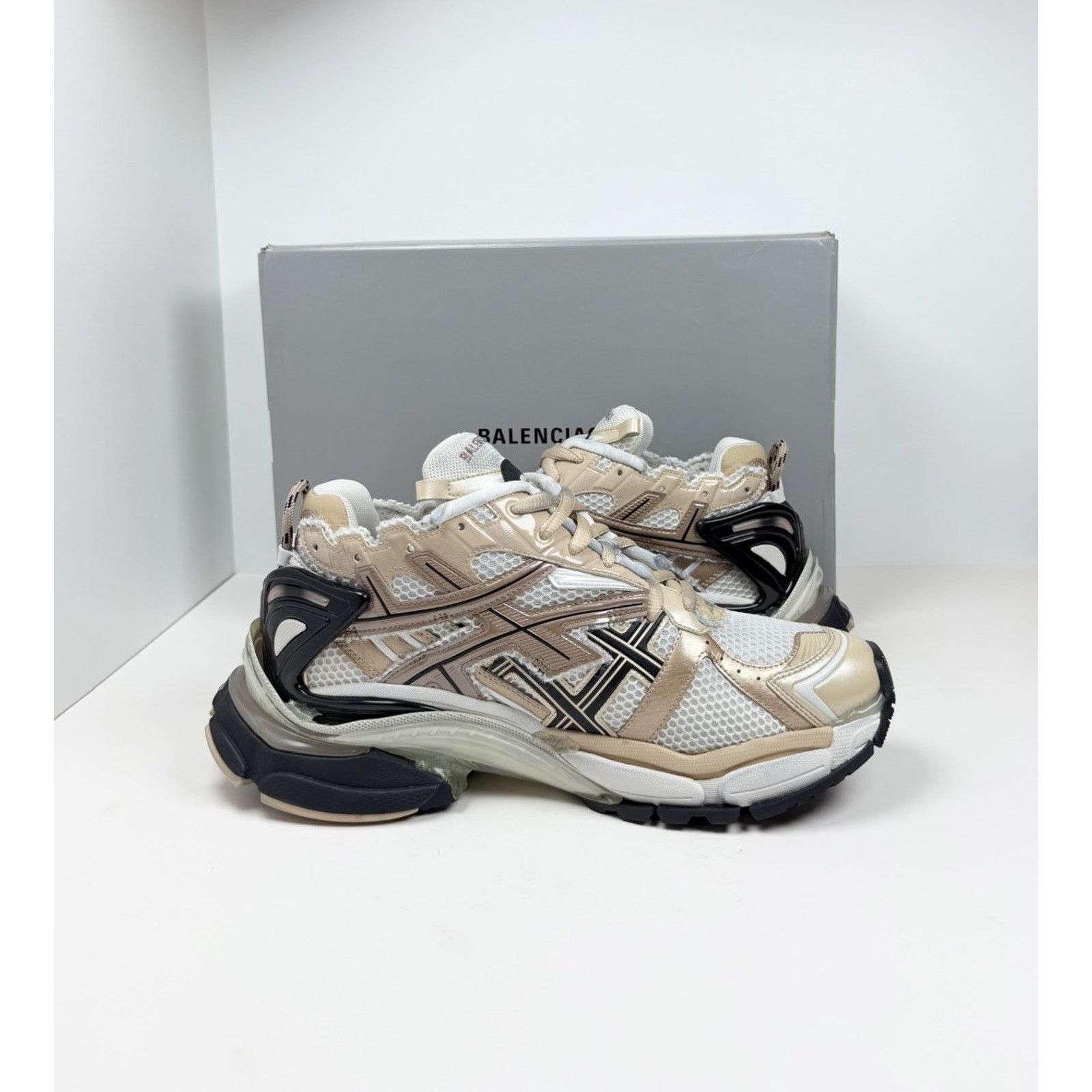 Balenciaga Size 46EU/13US - Balenciaga Runner Beige NEW Size US 13 / EU 46 - 4 Thumbnail