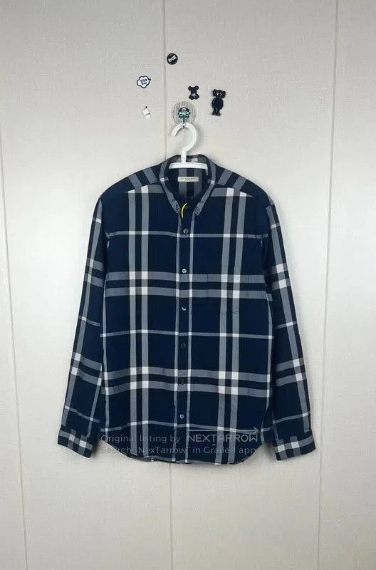 Burberry Navy Cotton Men's Shirt.