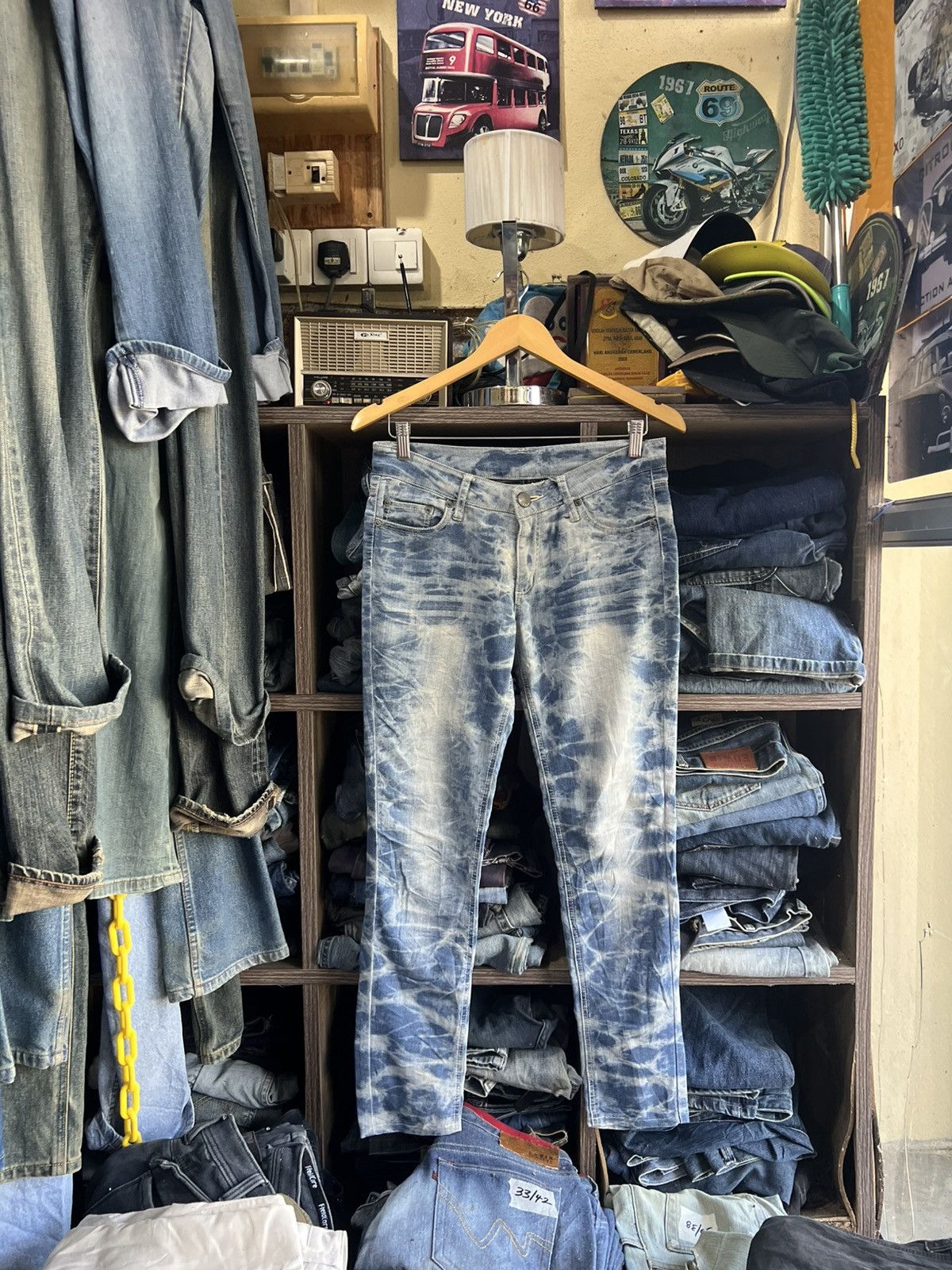 Japanese Brand 🔥Back & Forth Color Bleach Stretchable Denim Size 30" / US 8 / IT 44 - 1 Thumbnail