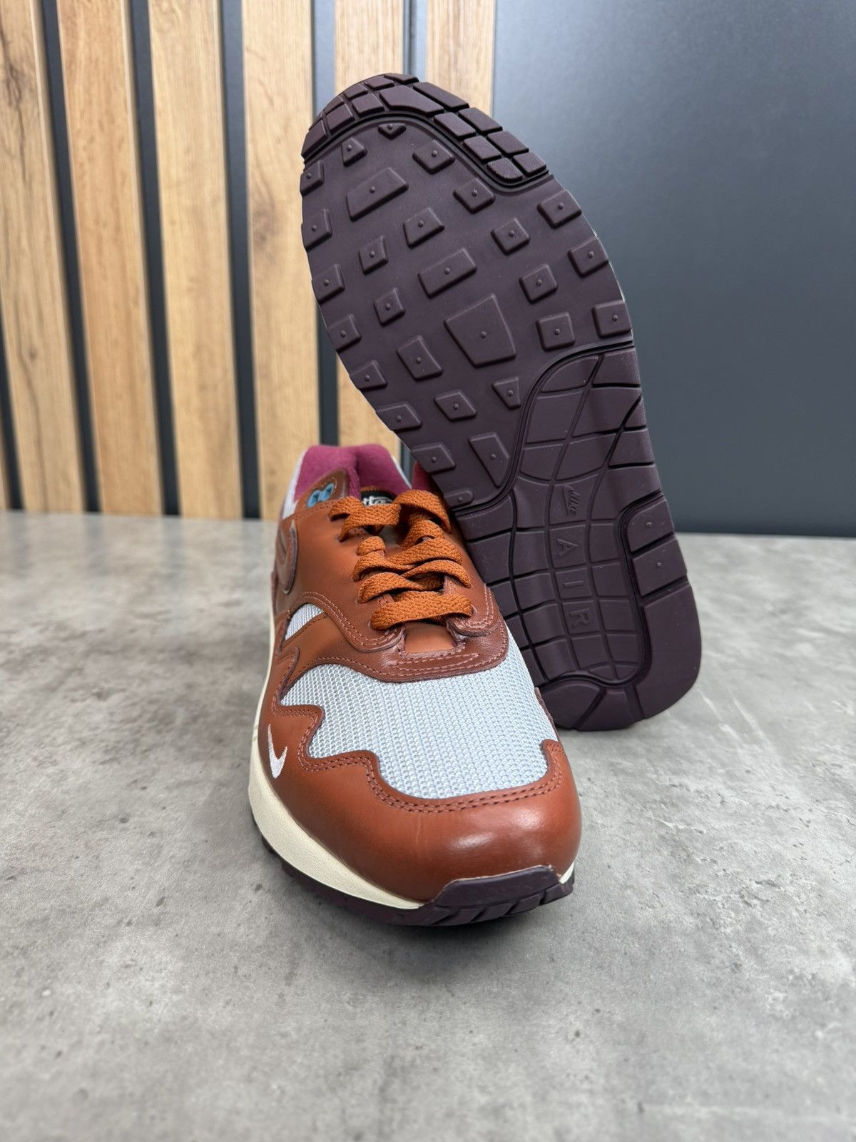 Nike Nike Air Max 1 Patta The Next Wave Dark Russet Size US 10 Size US 10 / EU 43 - 10 Thumbnail