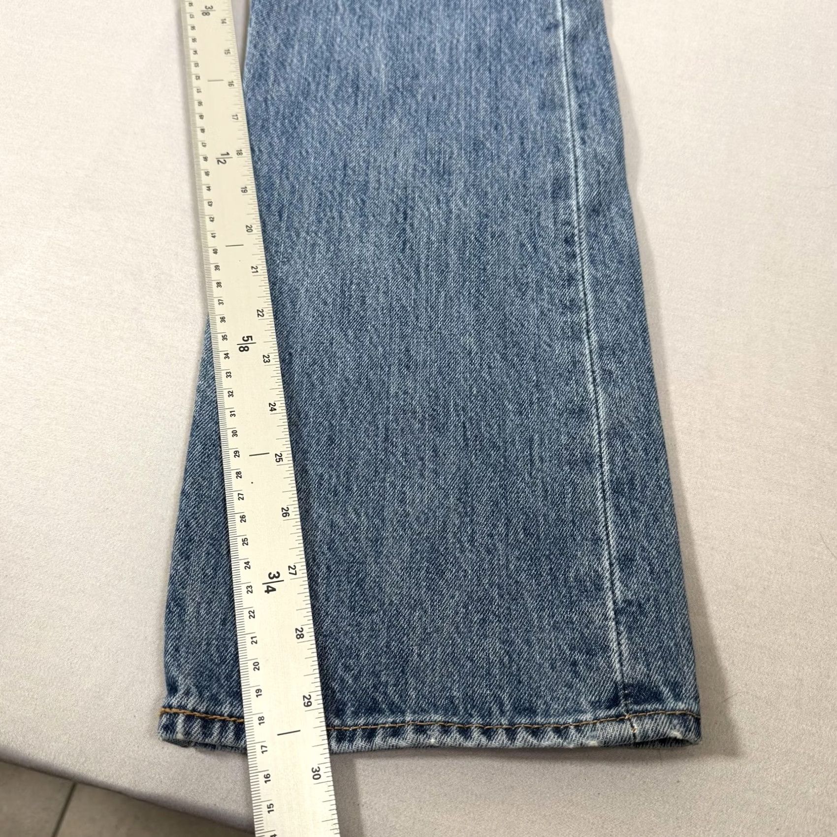 Levi's Levi's 501 Jeans Mens 33x30 Blue Medium Wash Denim Straight Leg Regular Fit Button Fly Pants Western Cowboy Cotton Size US 33 - 5 Thumbnail