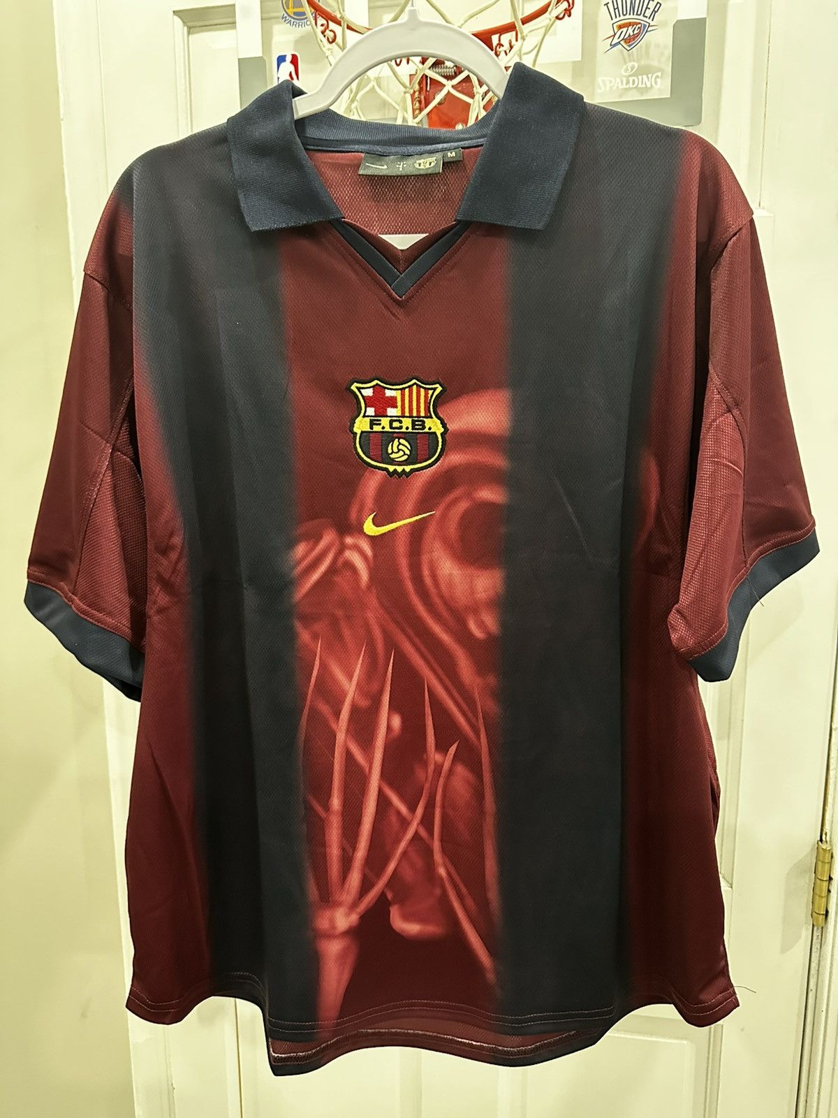 ウェア NIKE x CJ x FC BARCELONA RETRO 2000/01 CJ X Nike X FC Barcelona Retro 2000/01 Home Skeleton Jersey