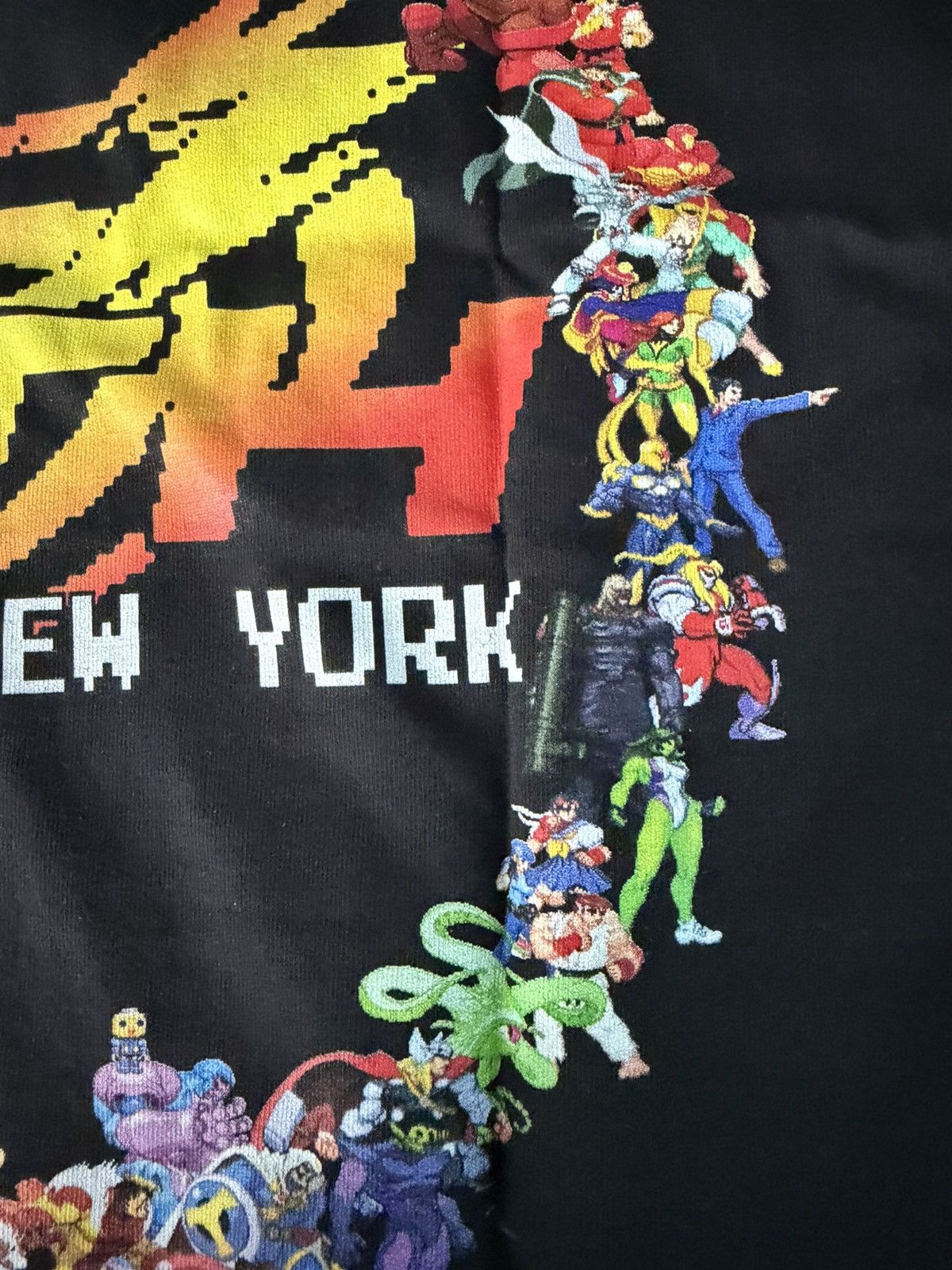 Kith KITH X Capcom MVC Street Fighter WORLD VINTAGE POCKET TEE Size US L / EU 52-54 / 3 - 8 Thumbnail
