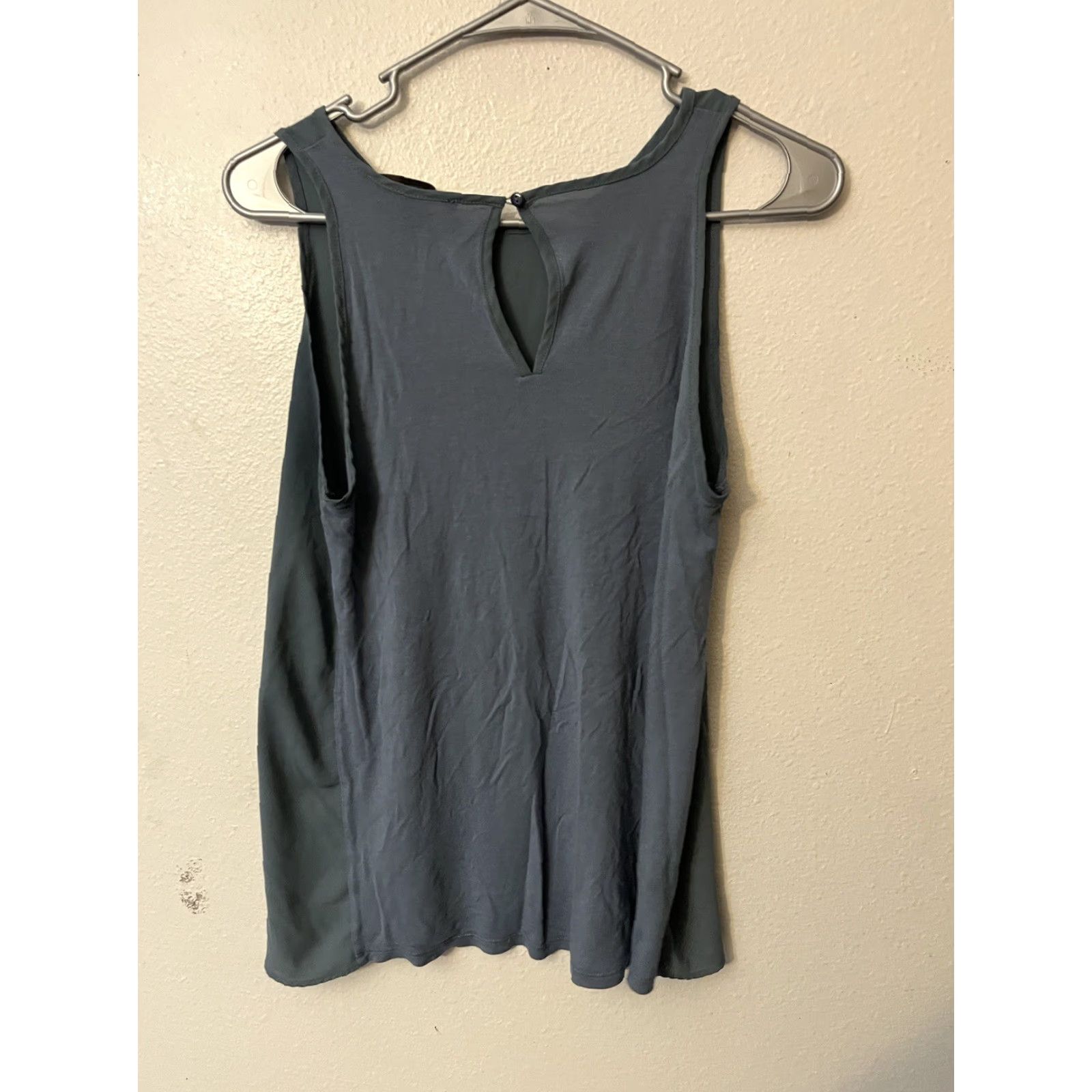 Loft Loft Blue Key Hole Blouse Tank Top For Women Size Medium Cotton GUC Size M / US 6-8 / IT 42-44 - 2 Thumbnail