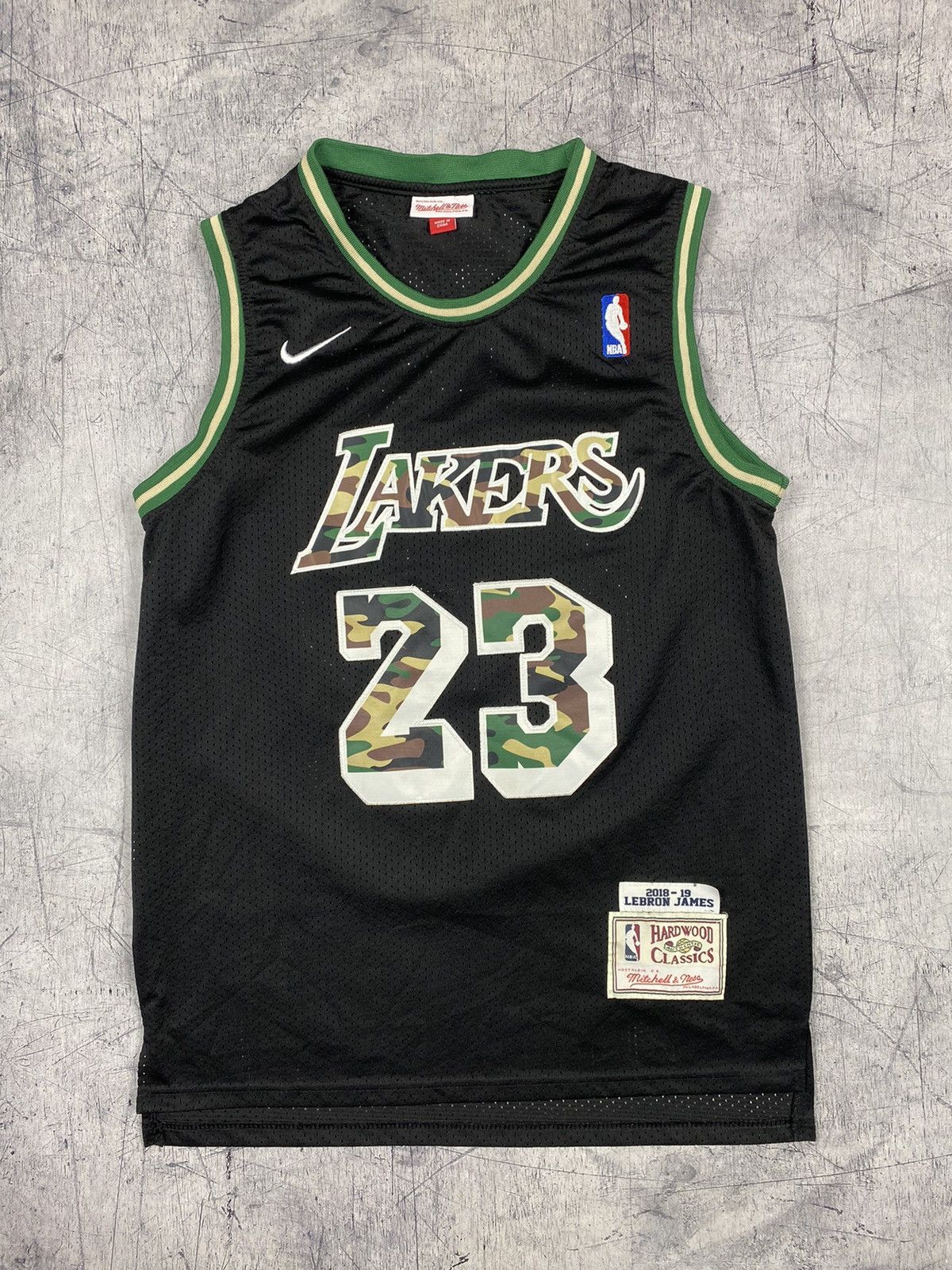 Nike Nike Lakers James Lebron 23 Hardwood Classic Jersey Size US M / EU 48-50 / 2 - 2 Thumbnail