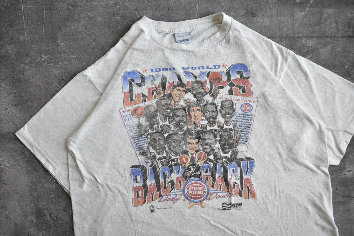 NBA Vintage ‘90 Detroit Pistons NBA Championship T-Shirt (XL) Size US XL / EU 56 / 4 - 2 Thumbnail