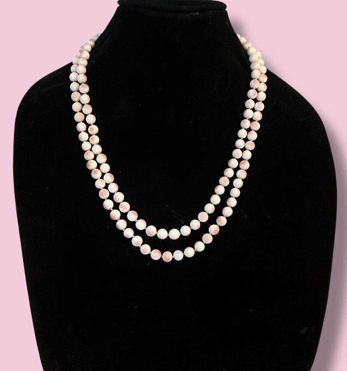 Vintage Vintage Angel Skin coral milk glass layered bead necklace Size ONE SIZE - 1 Thumbnail
