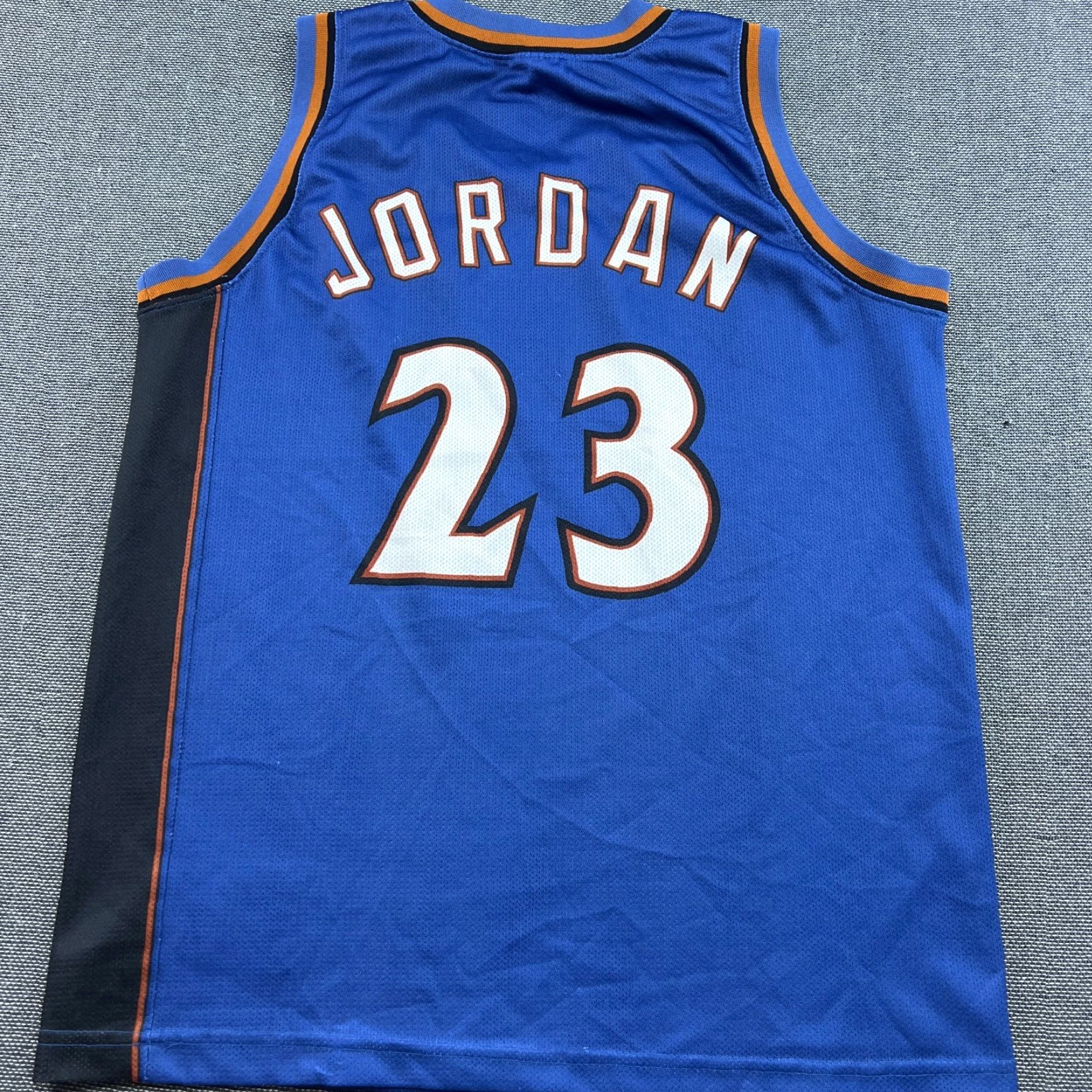 Champion Washington Wizards Michael Jordan Basketball Jersey Mens L Champion Blue NBA Tank Jersey Sports Size US L / EU 52-54 / 3 - 3 Thumbnail