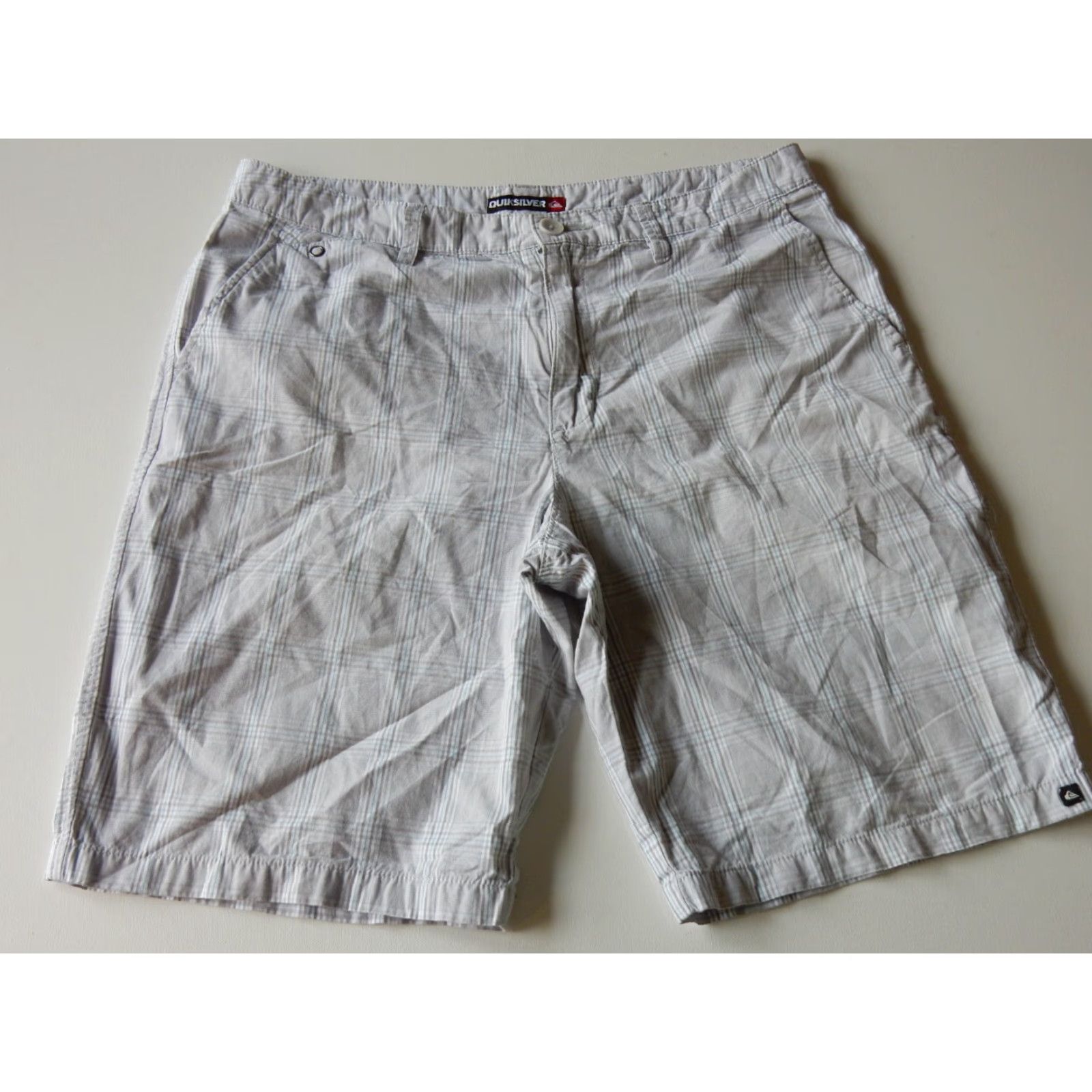 Quiksilver VINTAGE Quiksilver Men's Shorts Chino Plaid Size 34 Gray 90s Mens Size US 34 / EU 50 - 2 Thumbnail