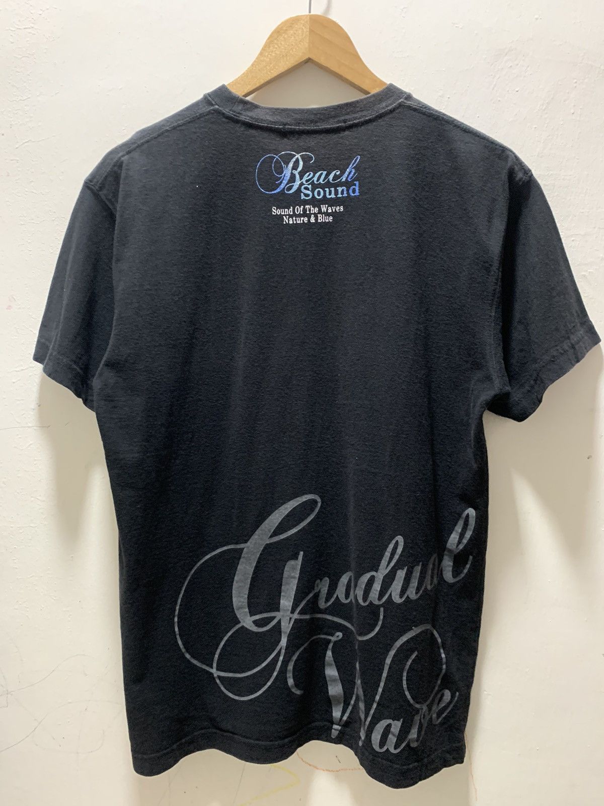 Japanese Brand Sound Wave Surfing Beach Poem Large Tshirt Size US L / EU 52-54 / 3 - 9 Thumbnail