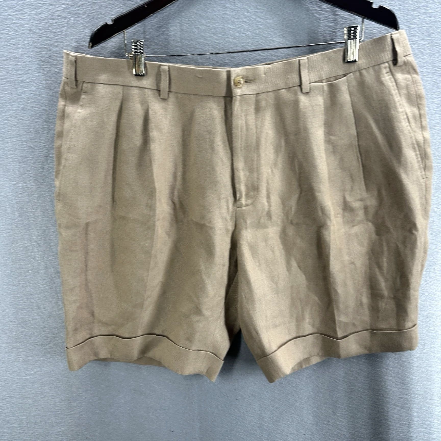 Suitsupply Suitsupply Bosa 100% Linen Pleated Shorts Capritex Leomaster 42 Made in ITALY Beige Linen Short Suitsupply Men 42 Casual Vintage: No Size US 42 / EU 58 - 2 Thumbnail