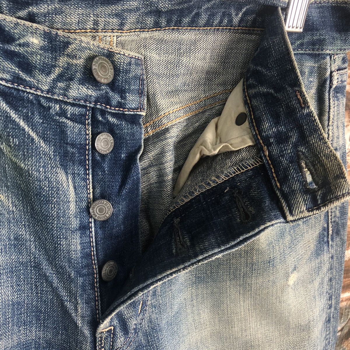 Japanese Brand DL Japanese Brand Blue Distressed Denim Pants #C089 Size US 31 - 10 Thumbnail