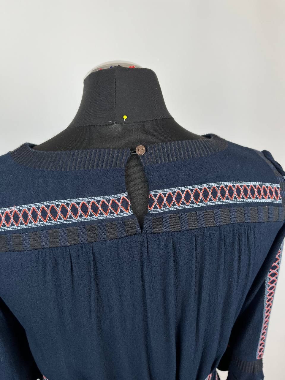 ba&sh Ba&sh Plaza Navy Embroidered Boho Mini Dress with Belt Size S / US 4 / IT 40 - 5 Thumbnail