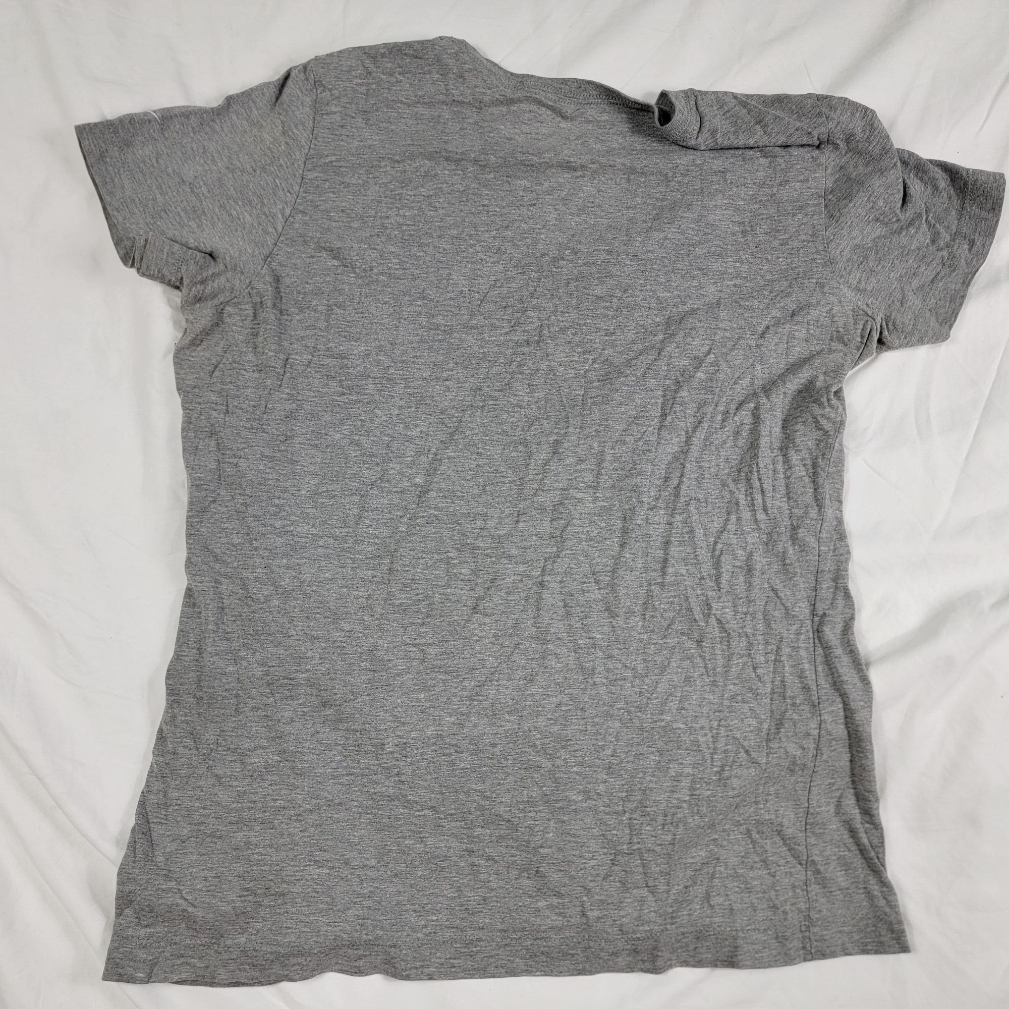Nike Nike Womens XL Slim Fit Gray Shirt Anyone Anywhere Anytime A Size XL / US 12-14 / IT 48-50 - 2 Thumbnail