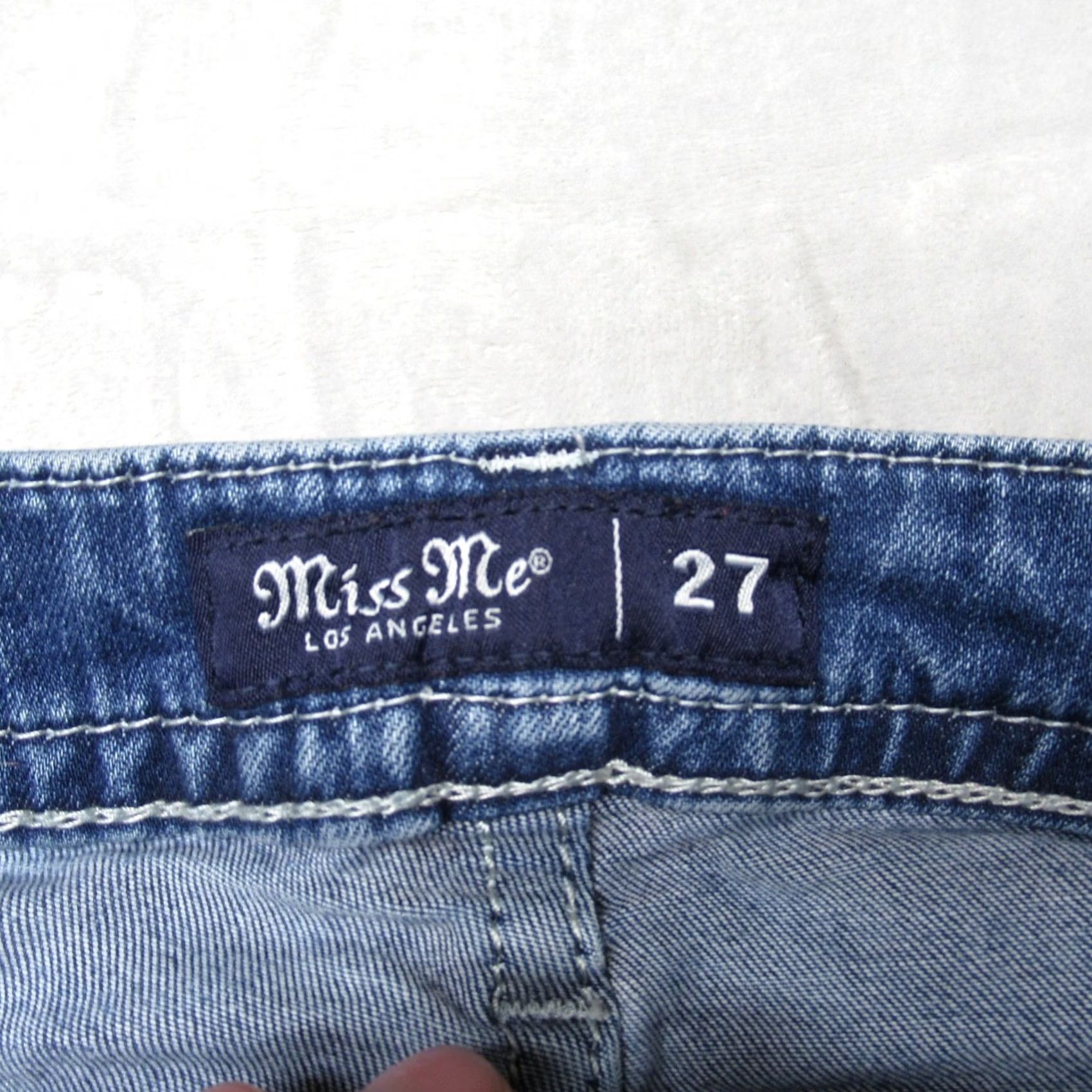 Miss Me VINTAGE Miss Me Jeans Womens Bootcut Denim 27x28 Blue Mid Rise Embroidered Rhinestone Logo Distressed 5-Pocket Mens Womens Girls Size 27" / US 4 / IT 40 - 3 Thumbnail