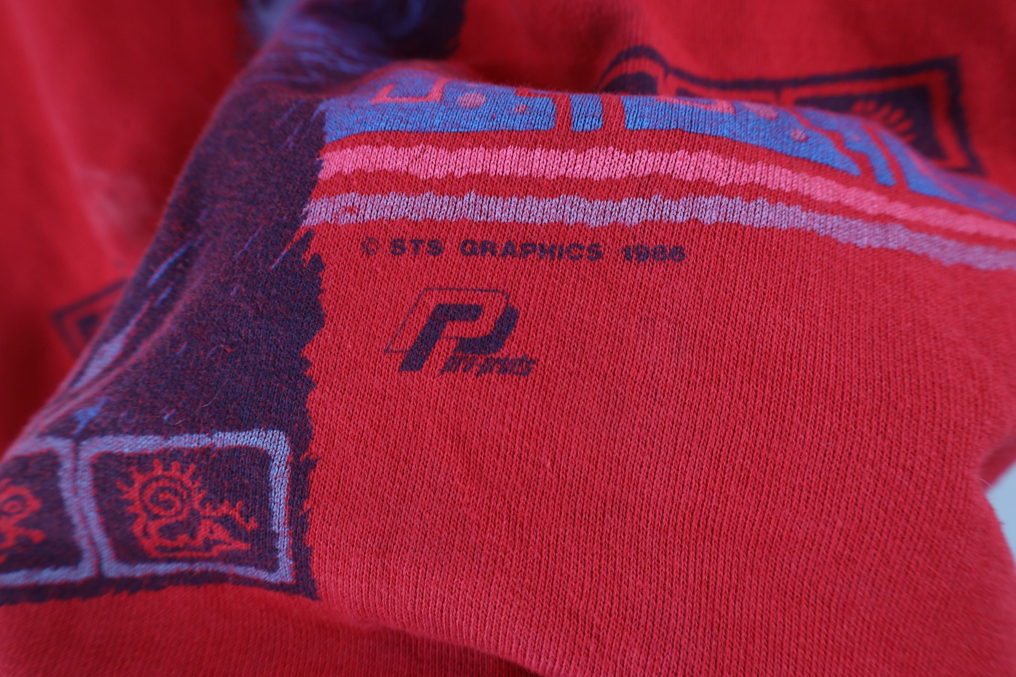 Vintage Vintage 80s Streetwear Hawaii Surfing Crewneck Sweatshirt Size US M / EU 48-50 / 2 - 9 Thumbnail