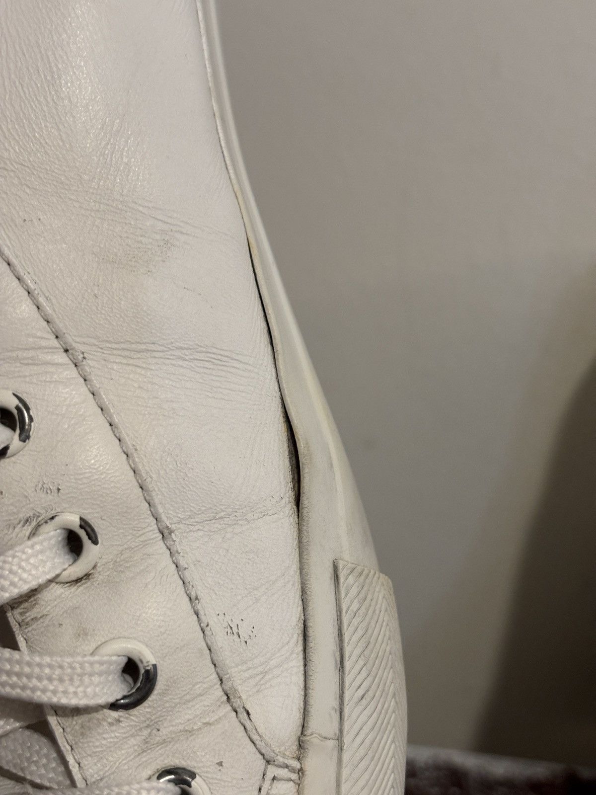 Louis Vuitton Louis Vuitton LV Tattoo White Rainbow Leather Sneaker Size US 9.5 / EU 42-43 - 20 Thumbnail