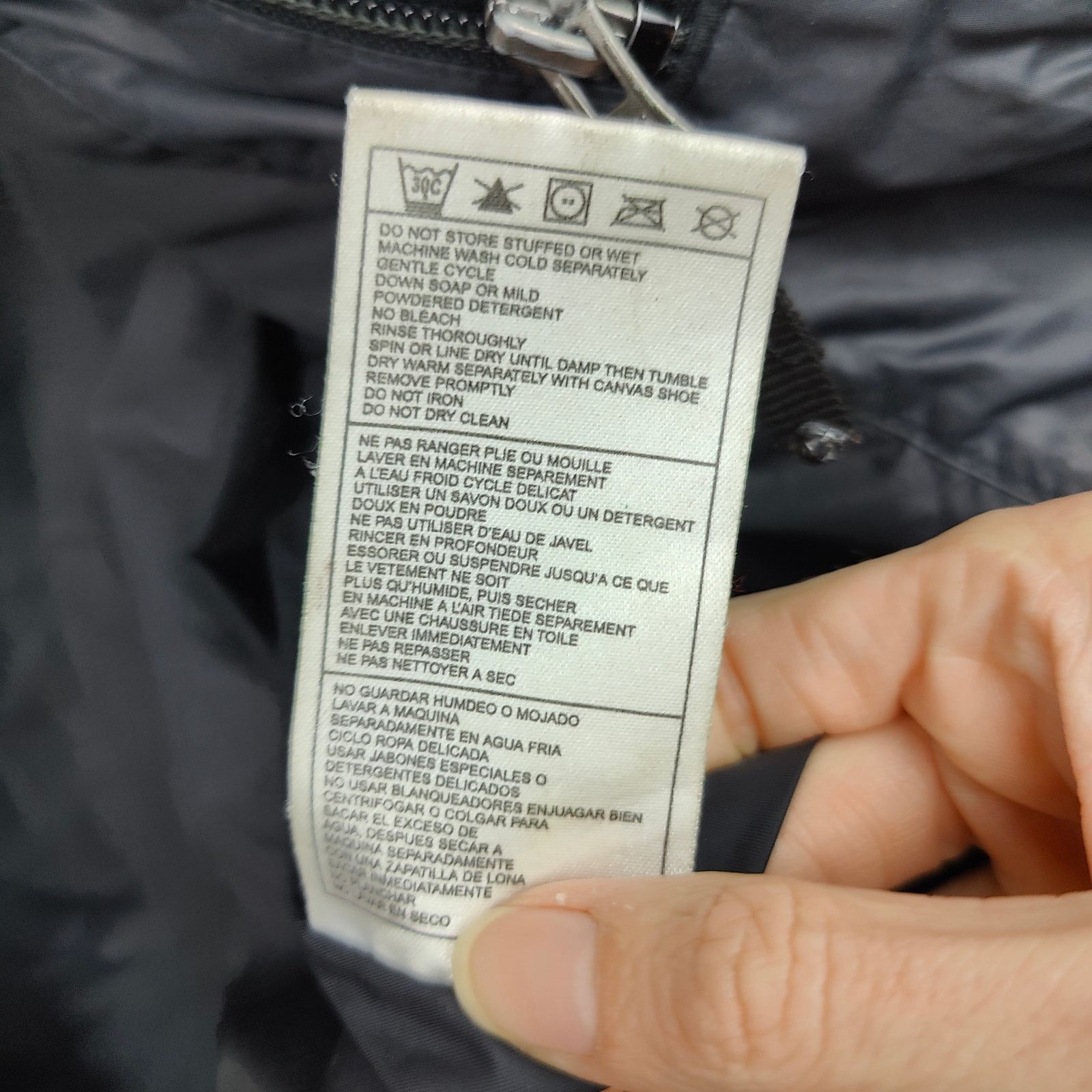 Nike Vintage Y2K Nike ACG Down Puffer Vest Womens Small Blue Size S / US 4 / IT 40 - 13 Thumbnail