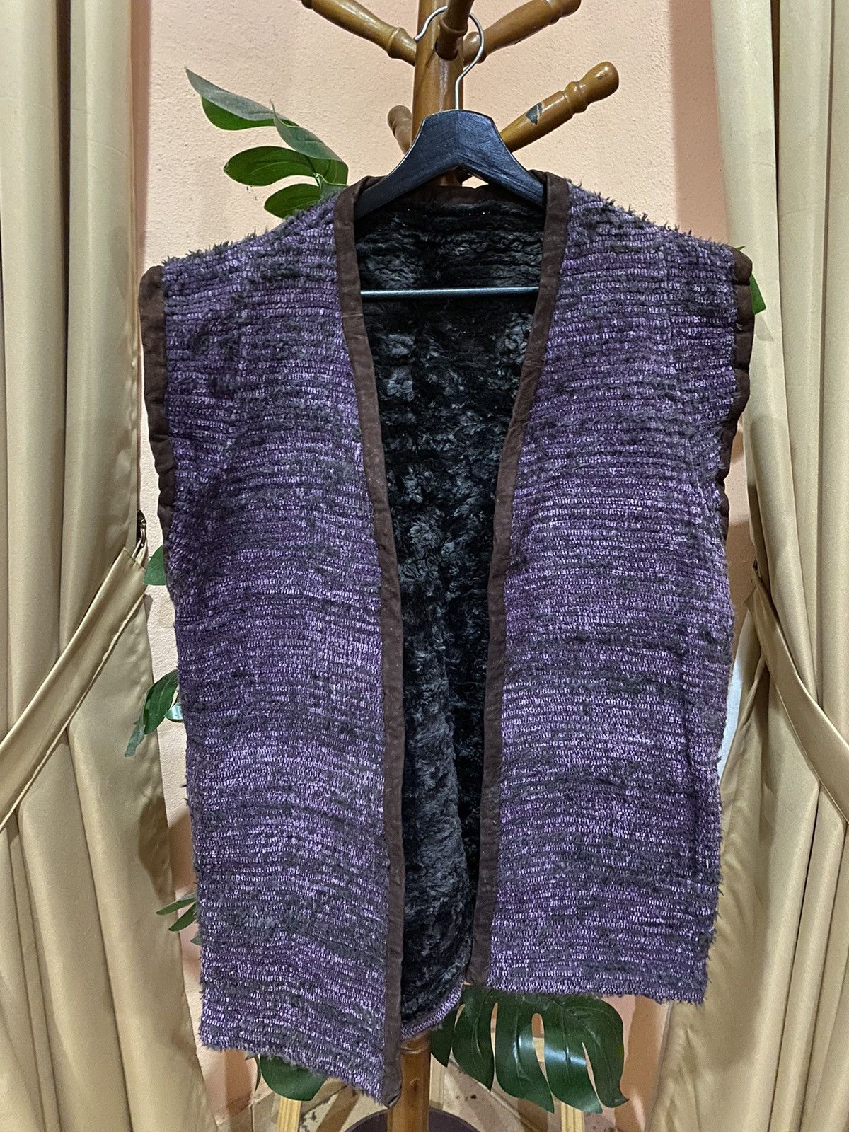 Other Purple Textured Sleeveless Vest with Faux Fur Lining Size US M / EU 48-50 / 2 - 1 Thumbnail
