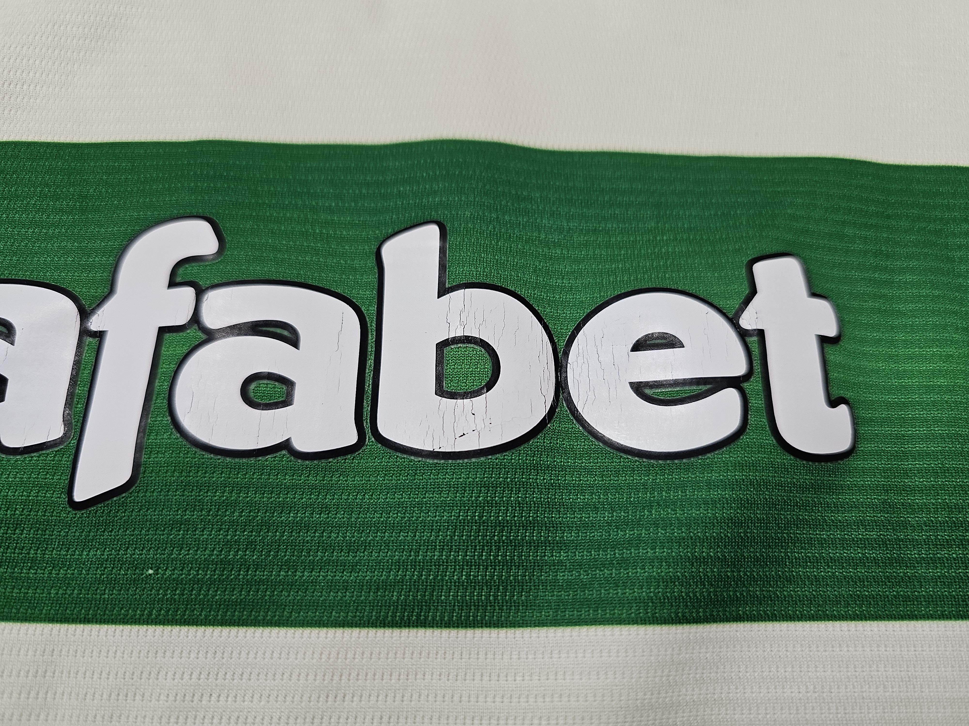New Balance CELTIC 2016 2017 HOME FOOTBALL SHIRT SOCCER JERSEY Size US L / EU 52-54 / 3 - 6 Thumbnail
