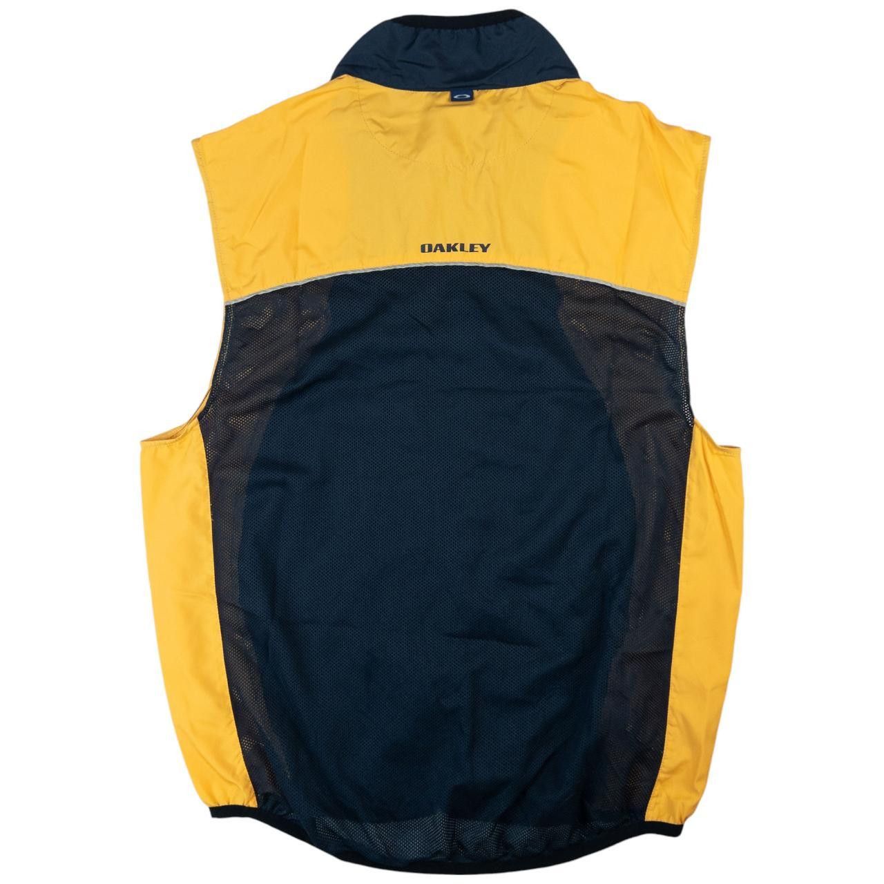 Oakley Vintage Oakley Lightweight Zip Up Gilet Size L Size US L / EU 52-54 / 3 - 2 Thumbnail